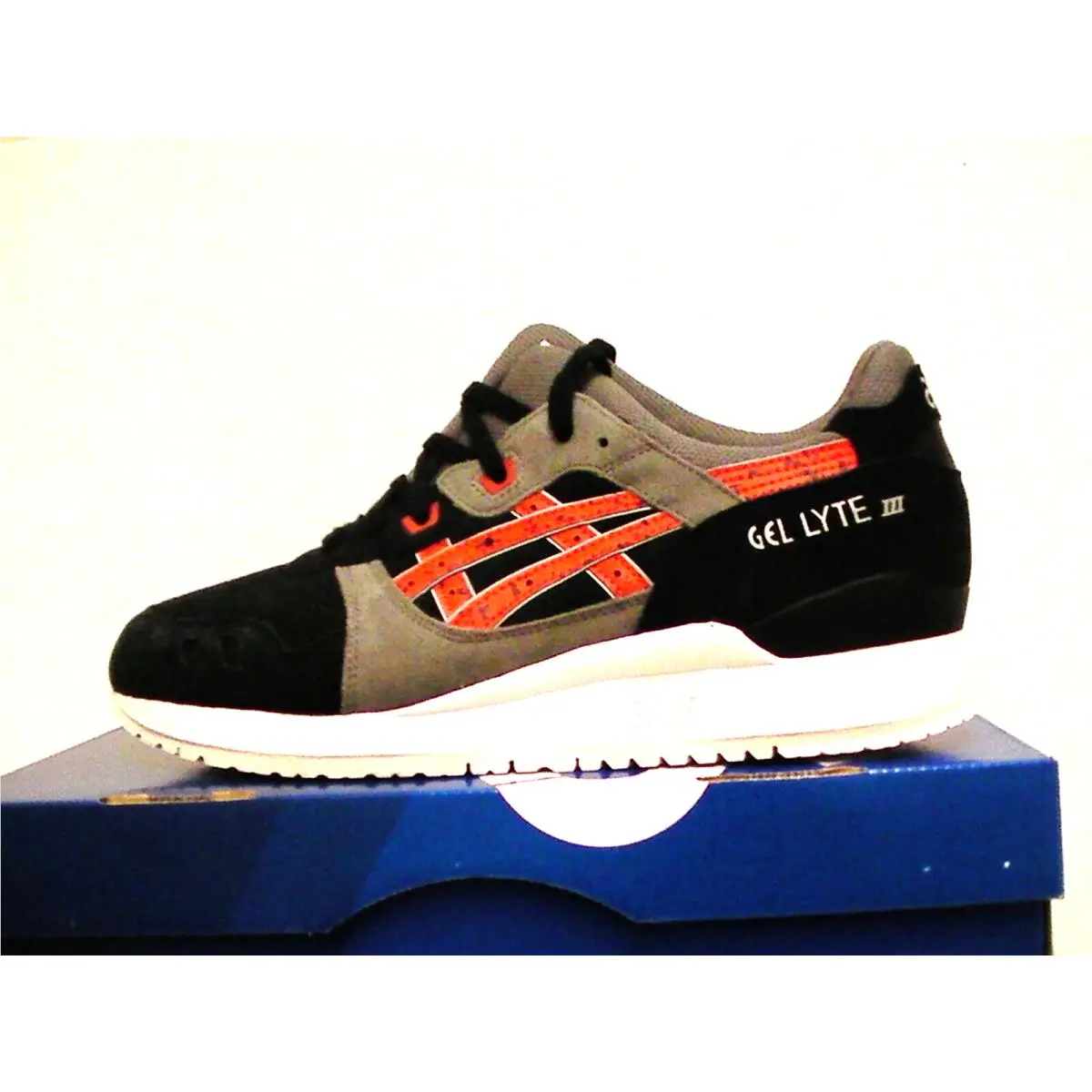Asics Men Gel-lyte Iii Running Shoes Size 10 us Black/chili