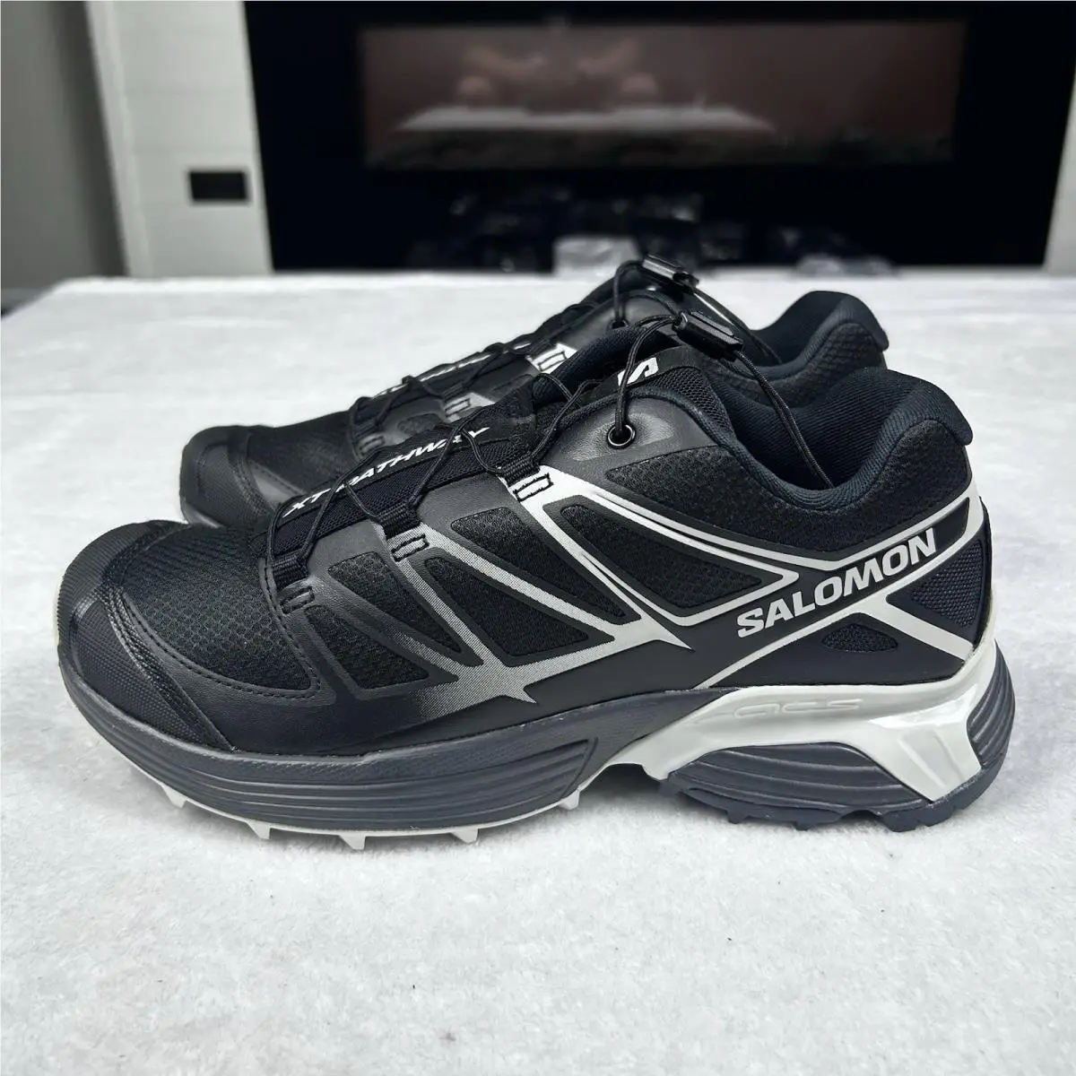 Salomon shoes - XT-PATHWAY GTX - GTX - 471348 - Black (UPC: 0195751258166) 1