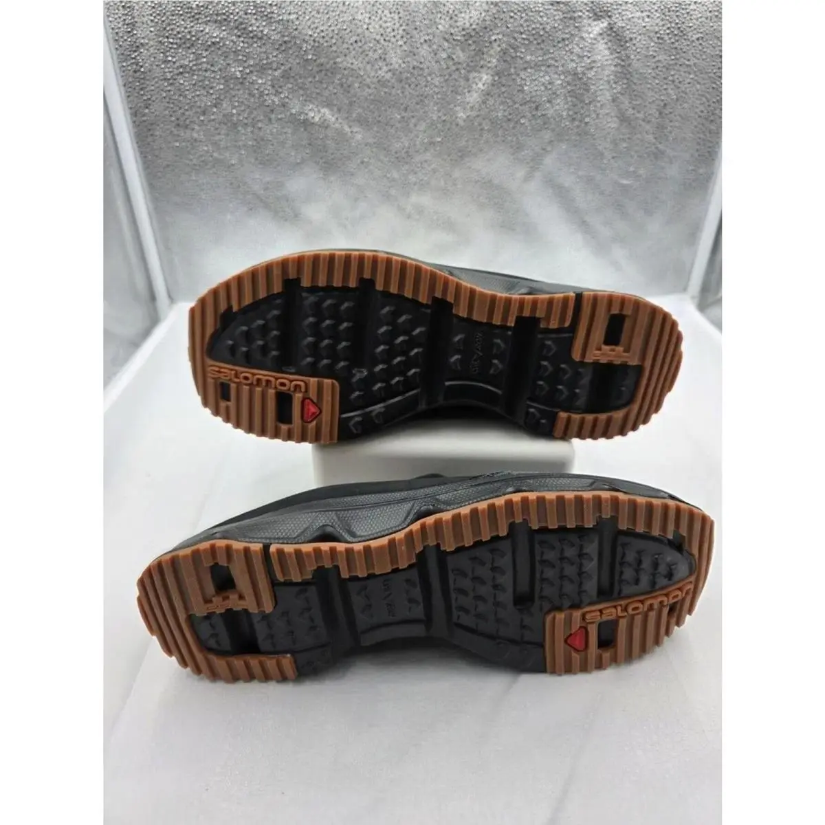Salomon shoes - Black 2