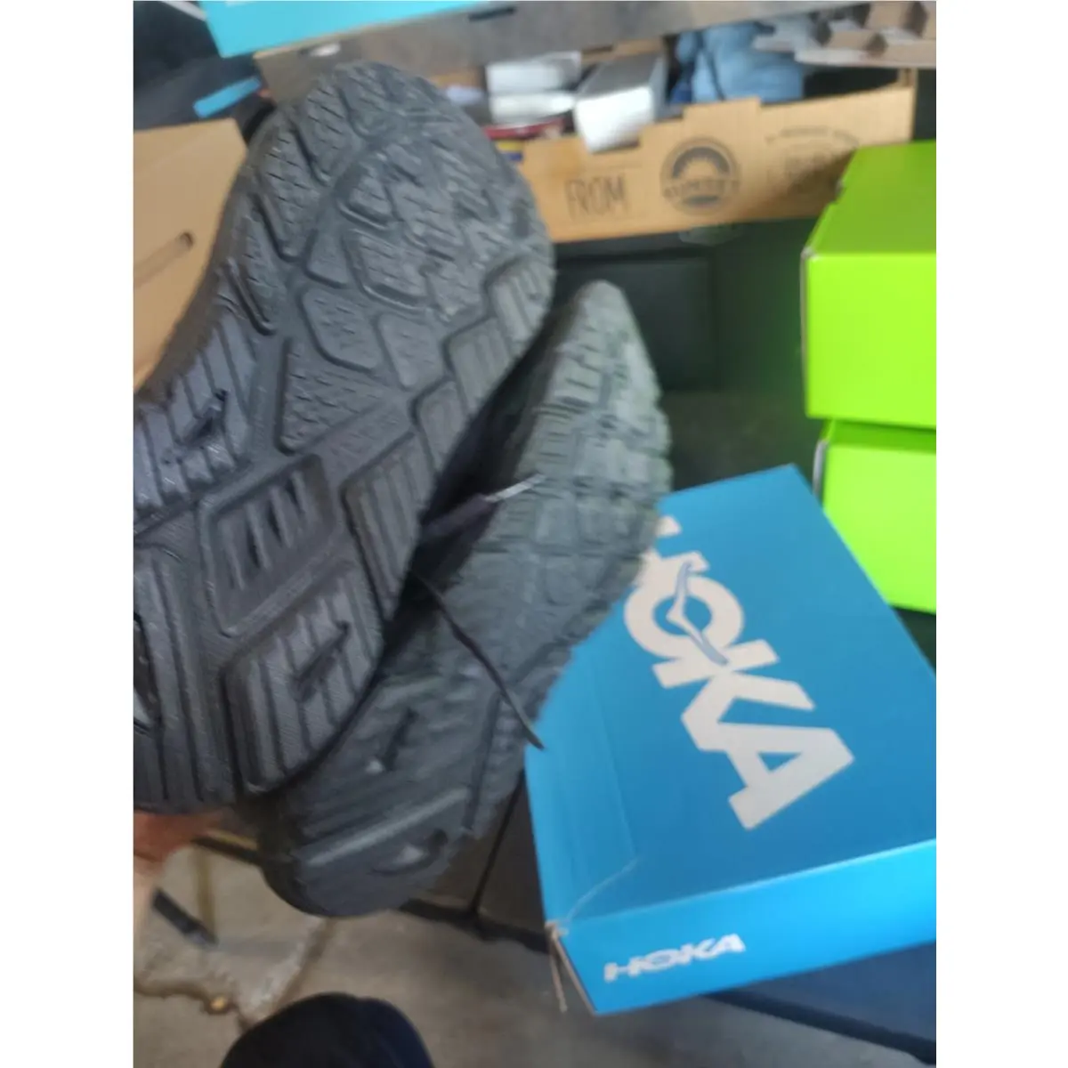 Hoka shoes - Hoka One One Arahi 7 - 117851 - Black 2