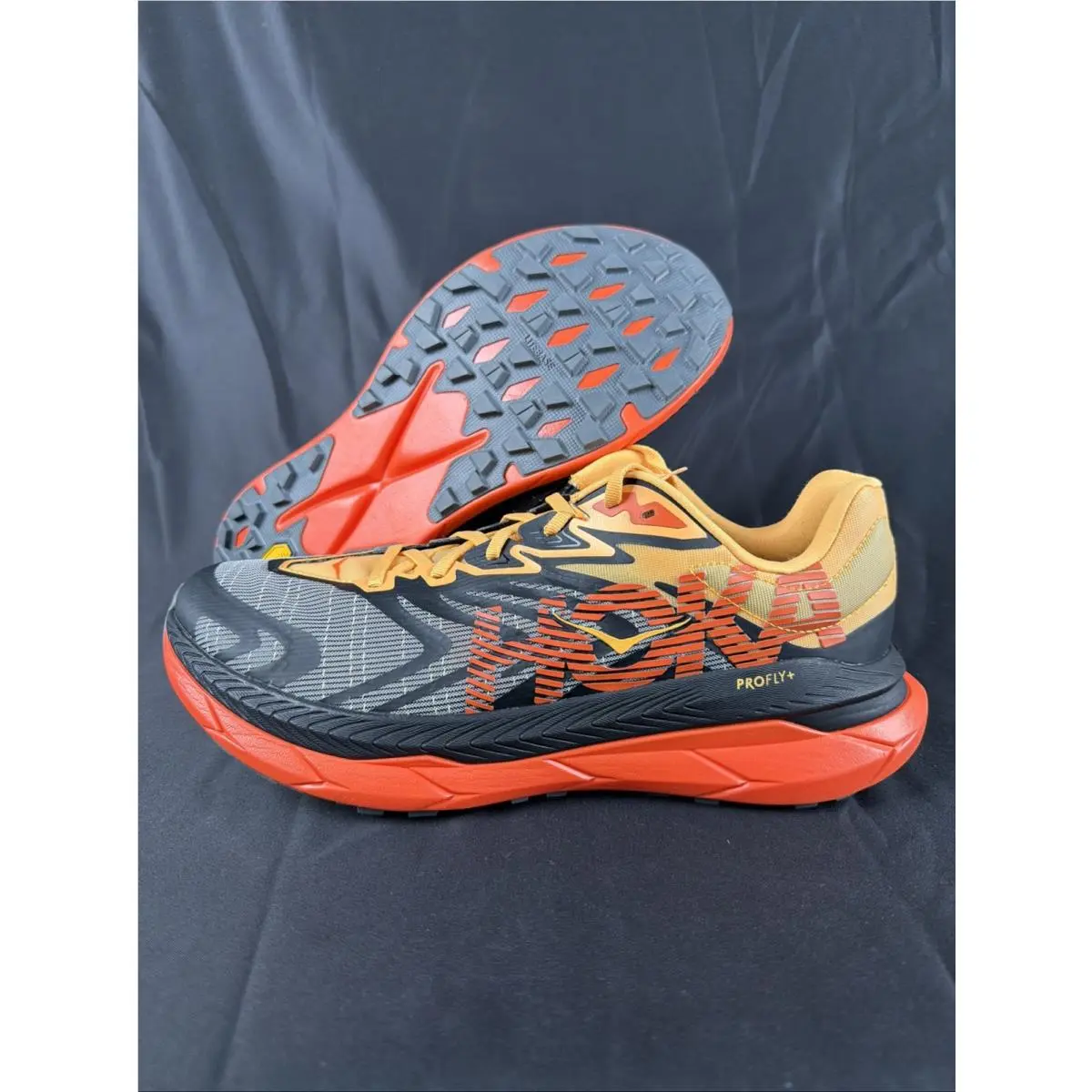 Hoka One One M Tecton X 2 Black Flame Bflm Mens Size 11D w/ Box