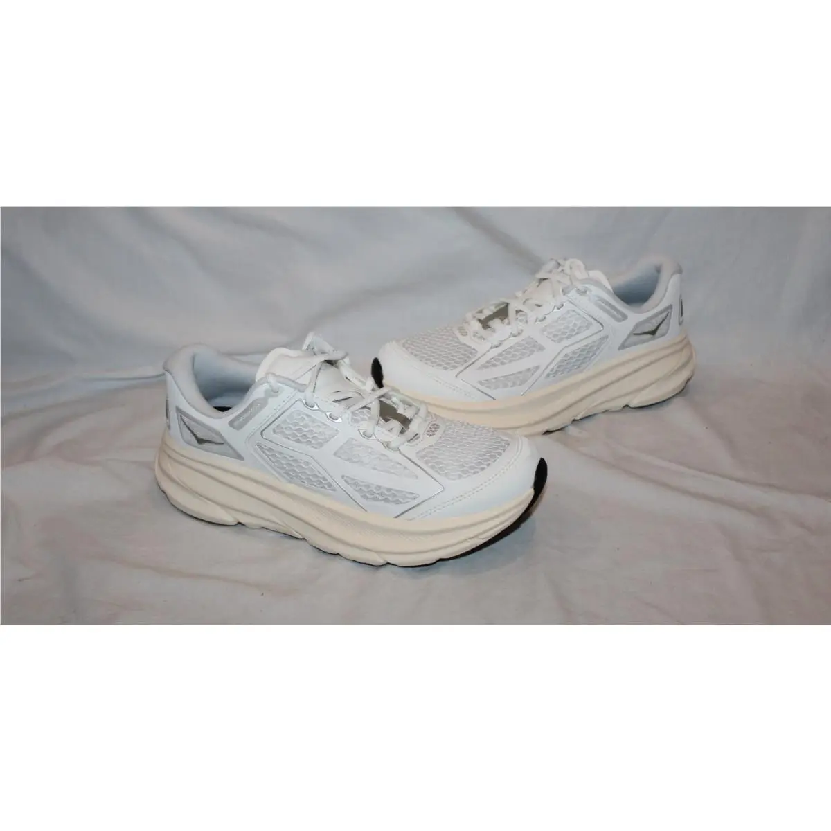 Hoka shoes - one9 - Ivory 1