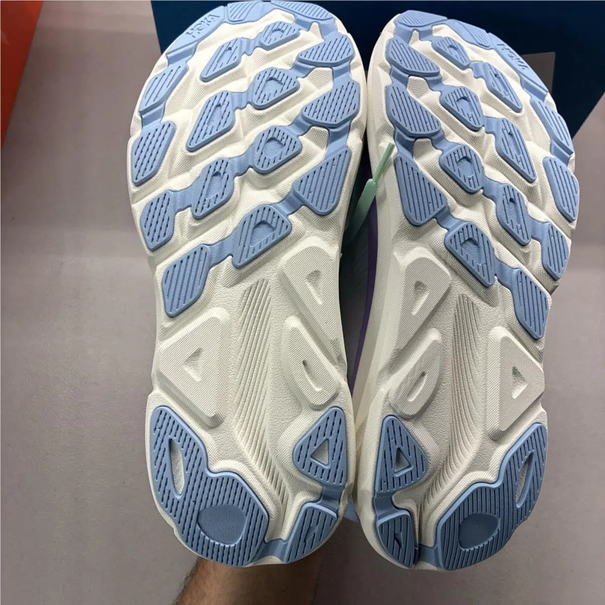 Hoka shoes - Hoka One One Clifton 9 - 1127896-SOLM - Colorway 4