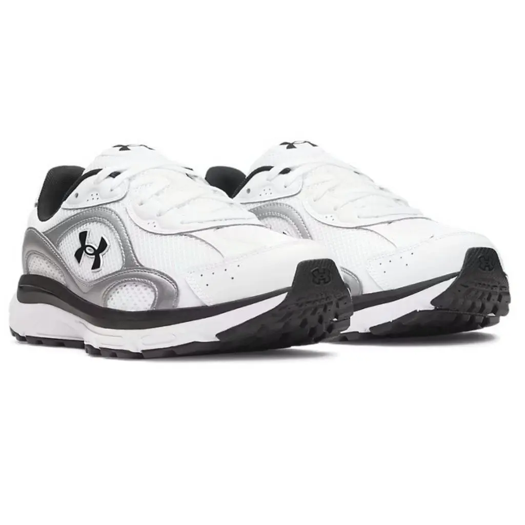 Under Armour shoes - Under Armour Tech - Tech - White, Manufacturer: White / Metallic Silver / Black - 102 4