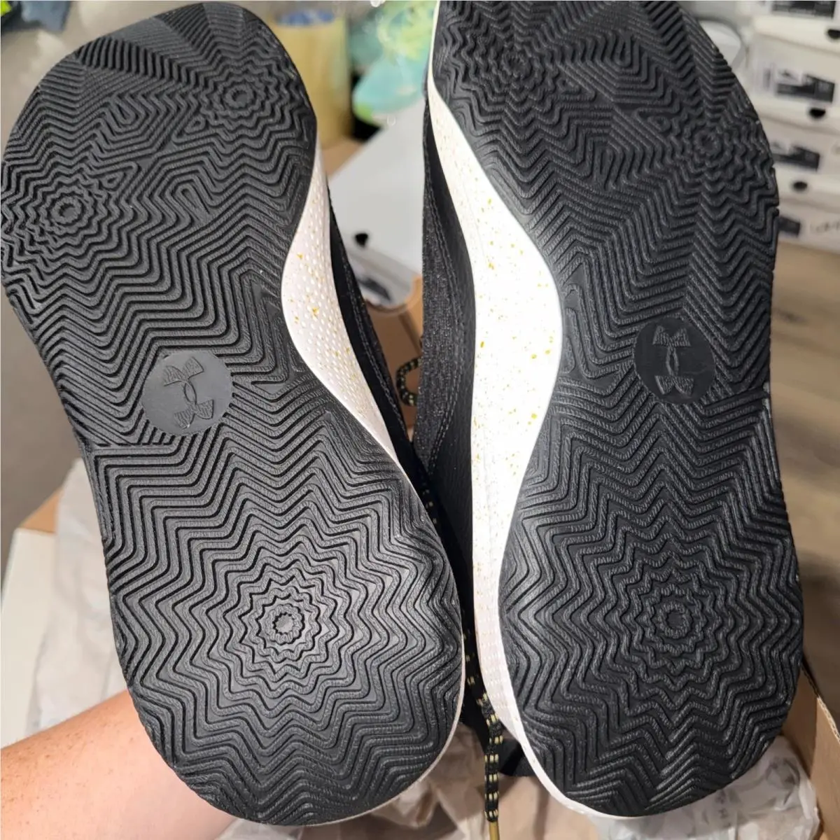Under Armour shoes - Black 5