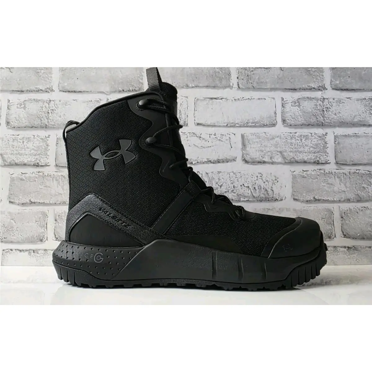 Sz 11 Men`s Under Armour Micro G Valsetz Mid Tactical Boots Black 3023743-001