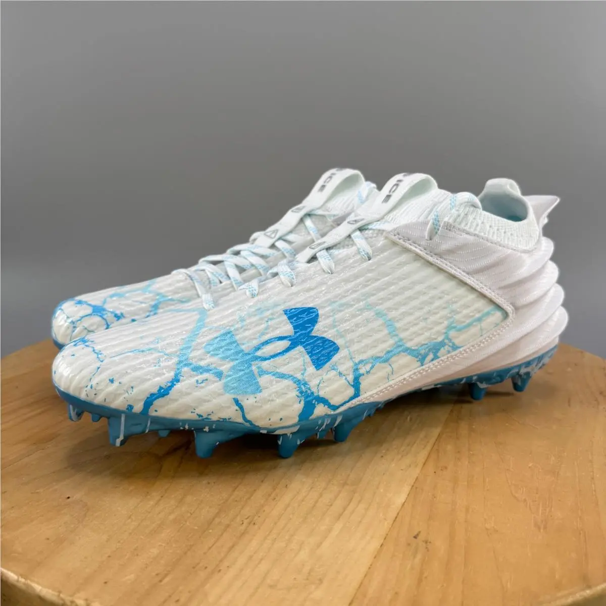 Under Armour shoes - Under Armour Blur Smoke 2.0 MC LE AA - 3027308-100 - White 1
