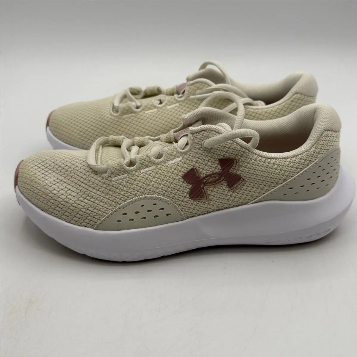 Under Armour shoes - Under Armour Charged Surge 4 - White 2