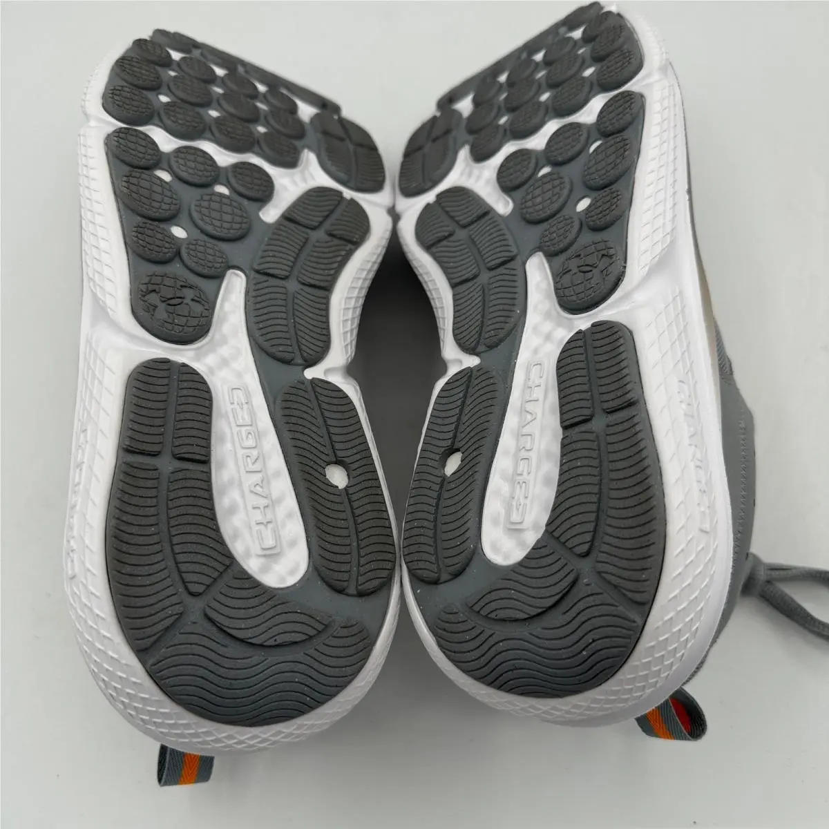 Under Armour shoes - Under Armour Charged Assert 10 - Gray 4
