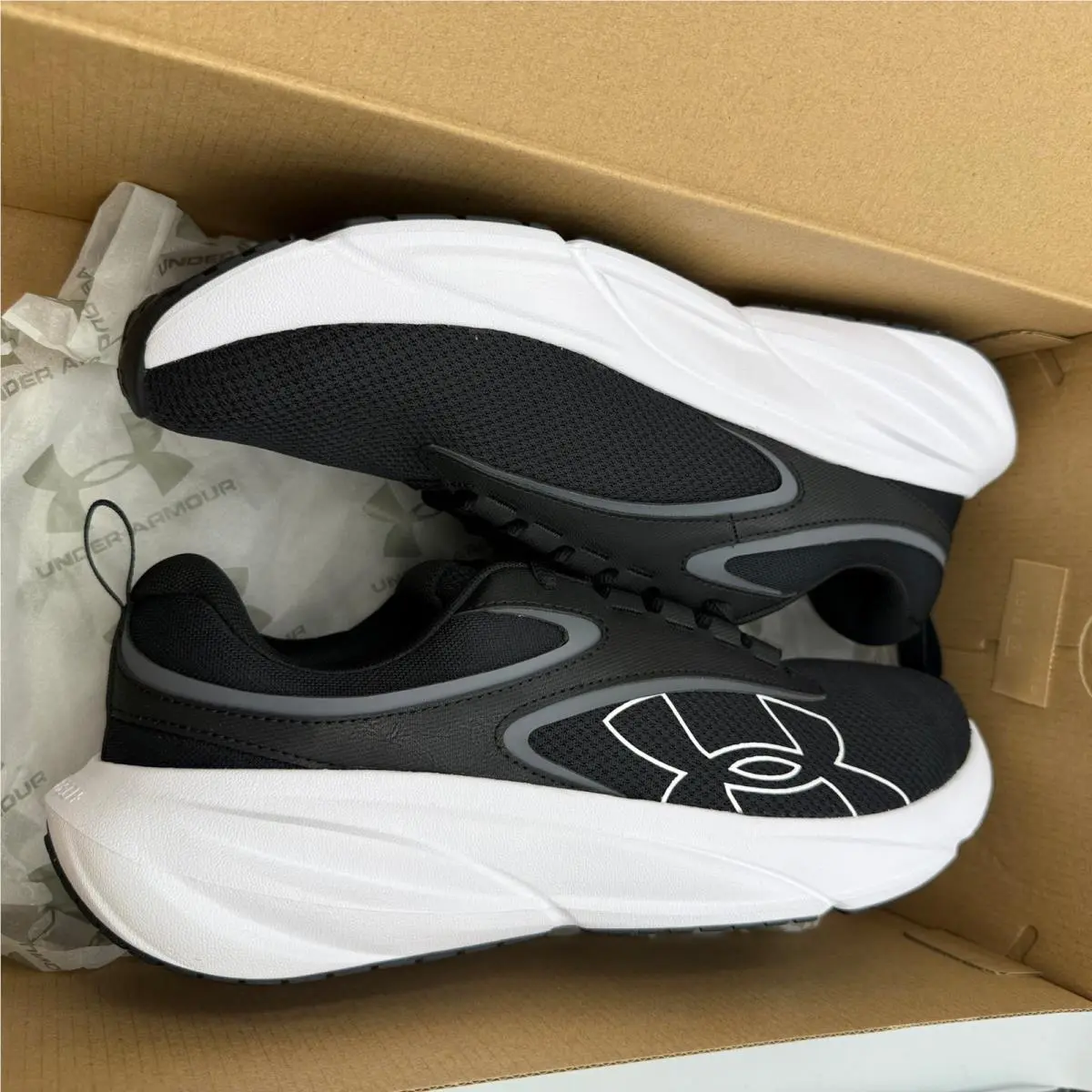 Under Armour shoes - UA Surge 5 - Surge - Black 5