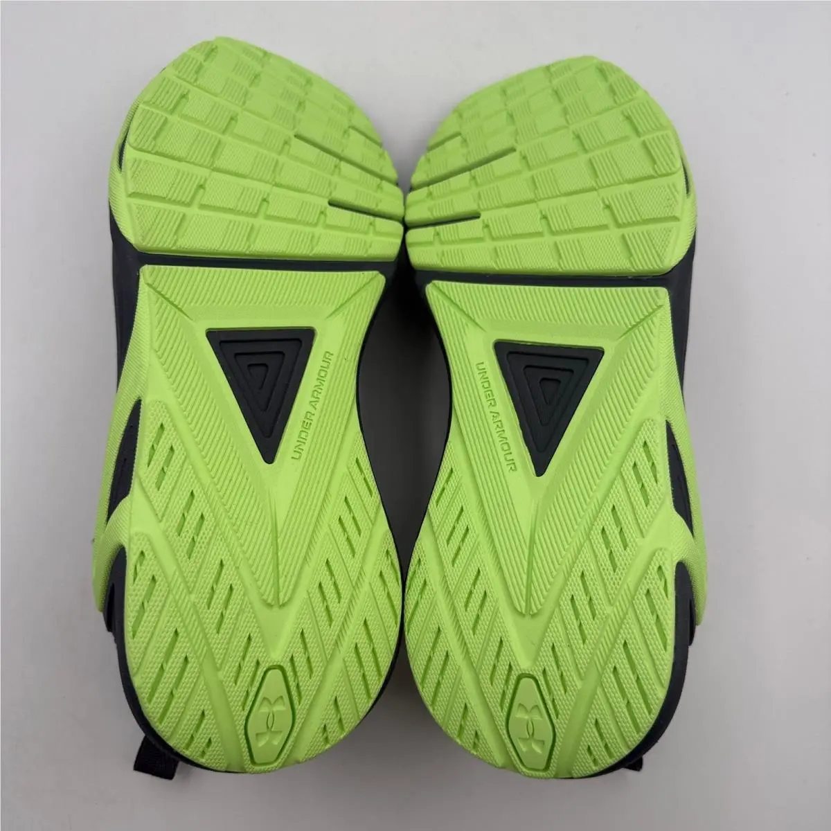 Under Armour shoes - 3026604-001 - 3026604-001 - Gray 4