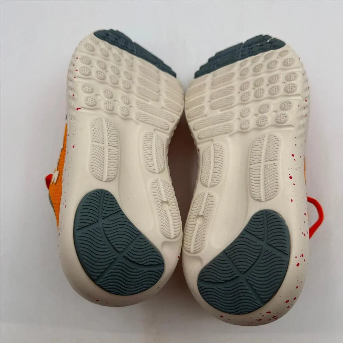 Under Armour shoes - UA BGS Surge 4 - BGS Surge - Orange 4