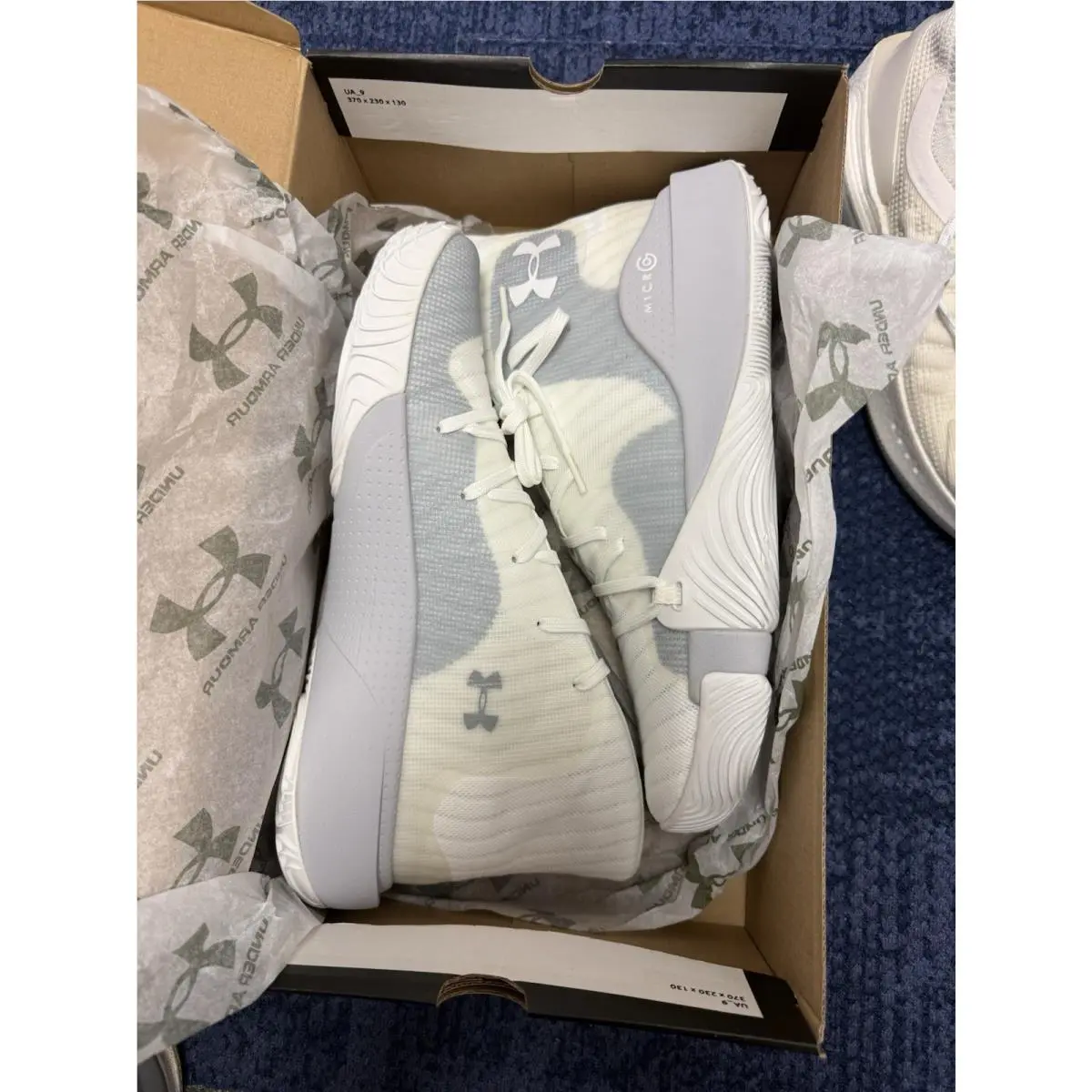 Size 12 - Under Armour Spawn Mid White Never Worn