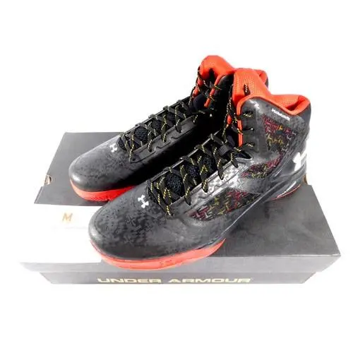 Maryland Terrapins Team Issued Under Armour Clutchfit Drive 2 Size 17 Black/red