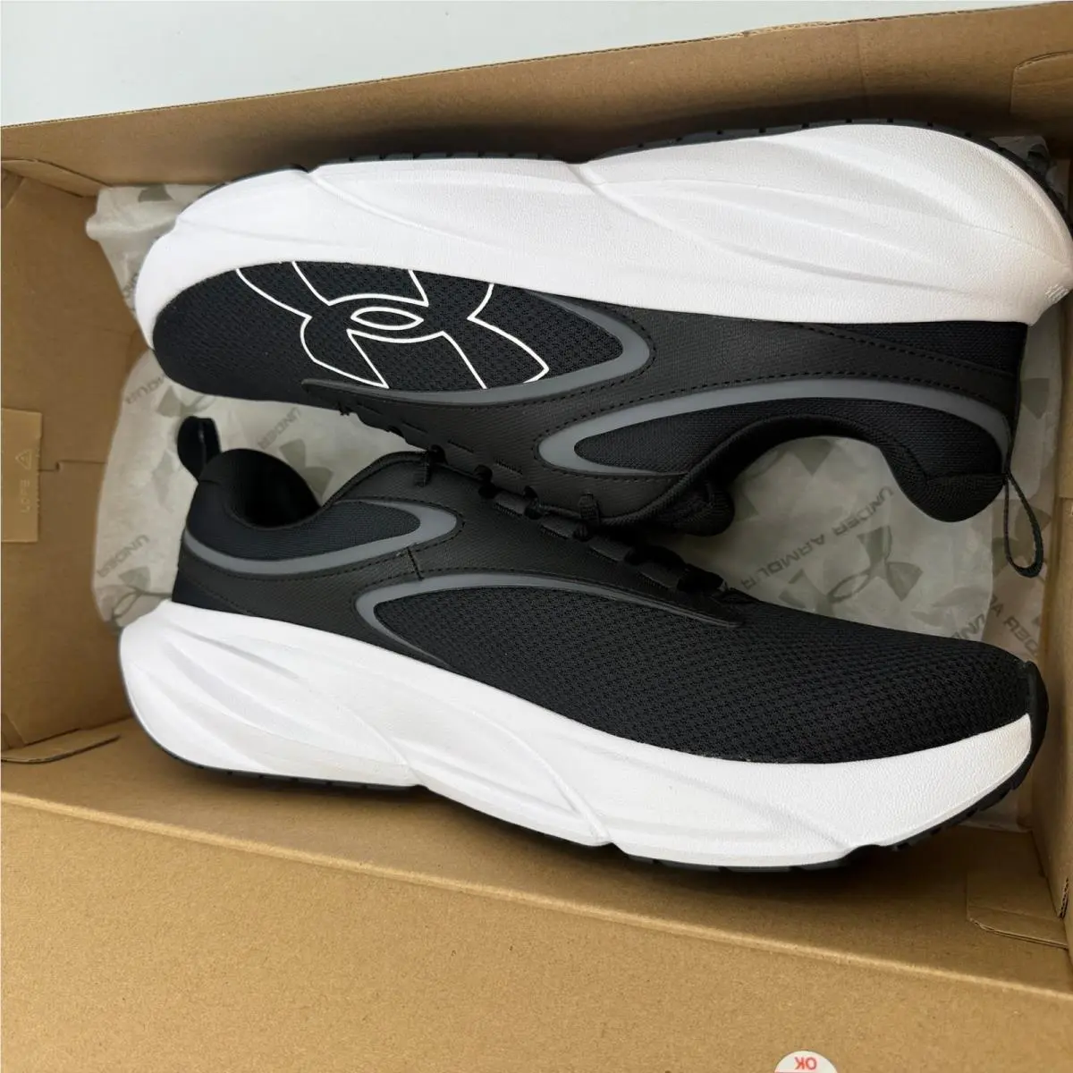 Under Armour shoes - UA Surge 5 - Surge - Black 5