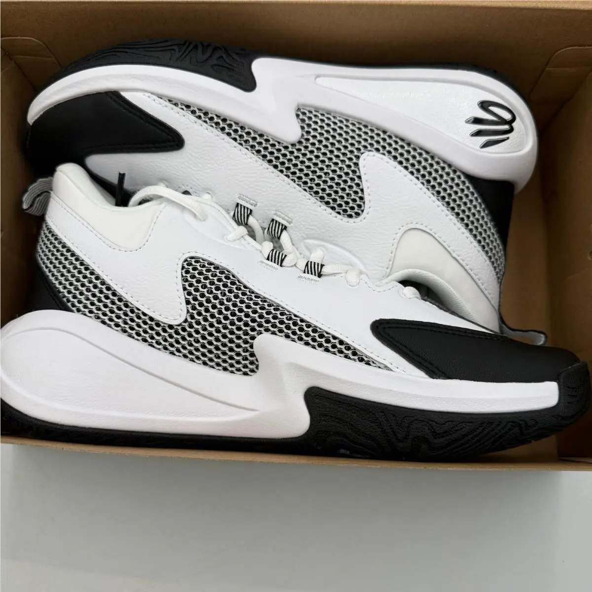 Under Armour shoes - Curry 3Z 25 - Curry - White 5