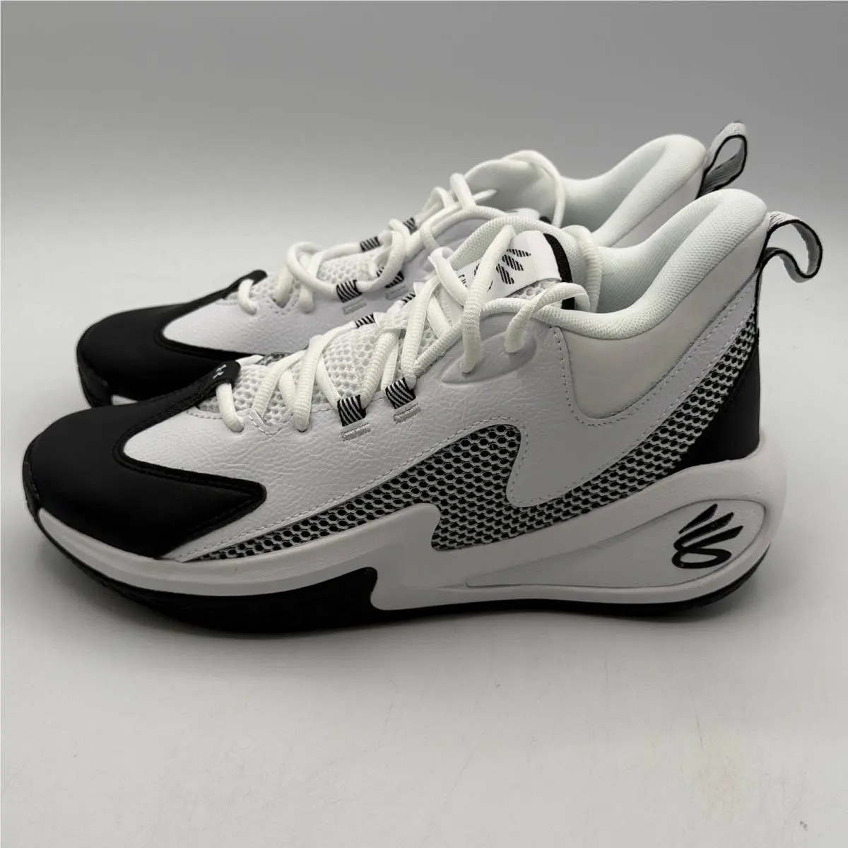 Under Armour shoes - Curry 3Z25 - Curry - White 2