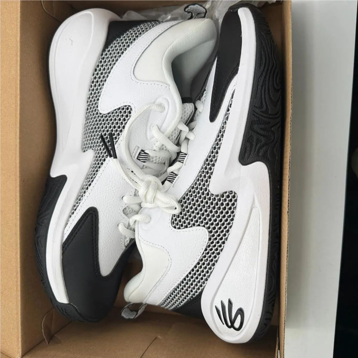 Under Armour shoes - Curry 3Z25 - Curry - White 5