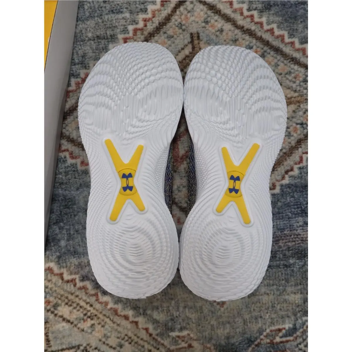 Under Armour shoes - Under Armour Curry 10 - Curry - Yellow 2