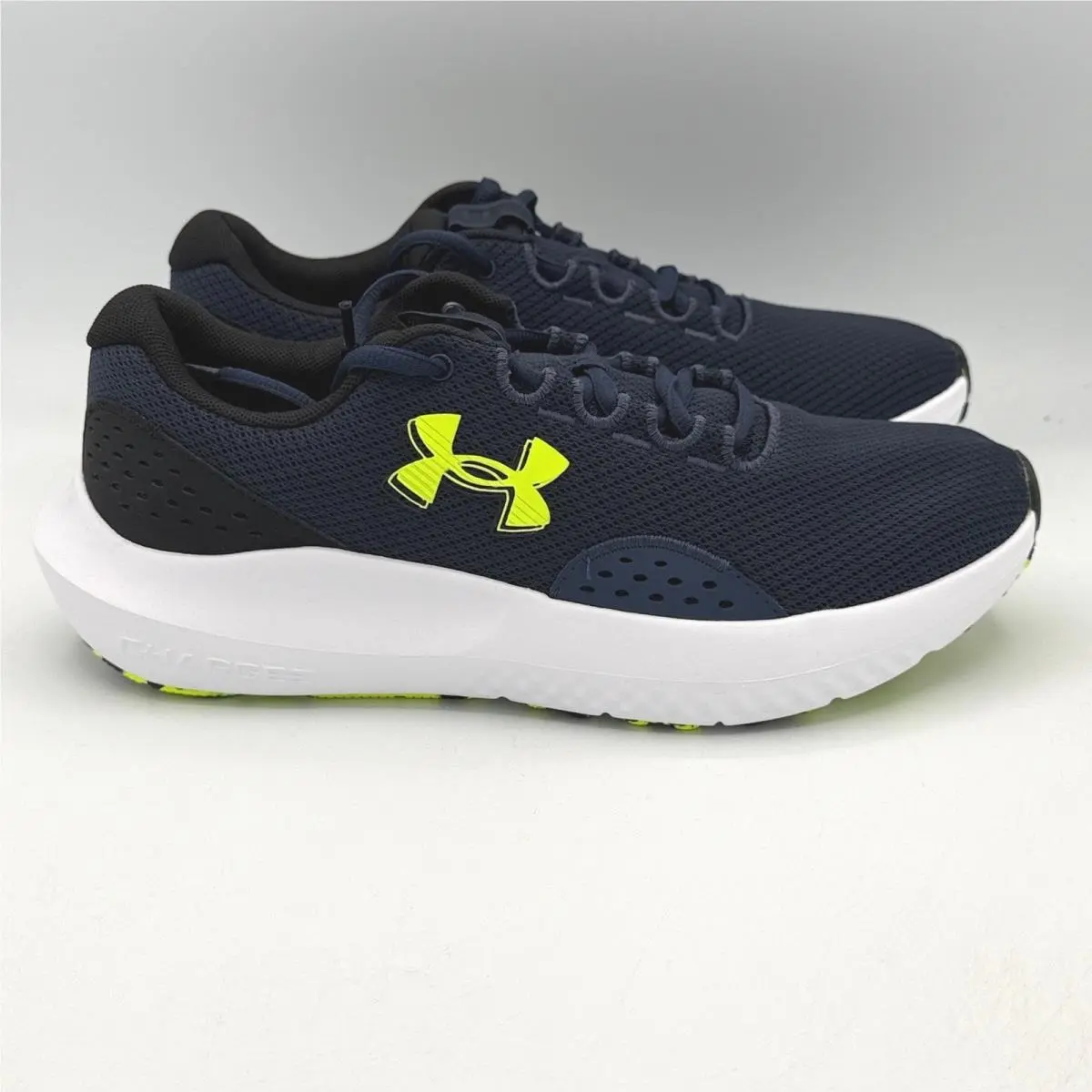 Under Armour Charged Surge 4 Shoes Mens 8 Navy Blue Neon 3027000-404