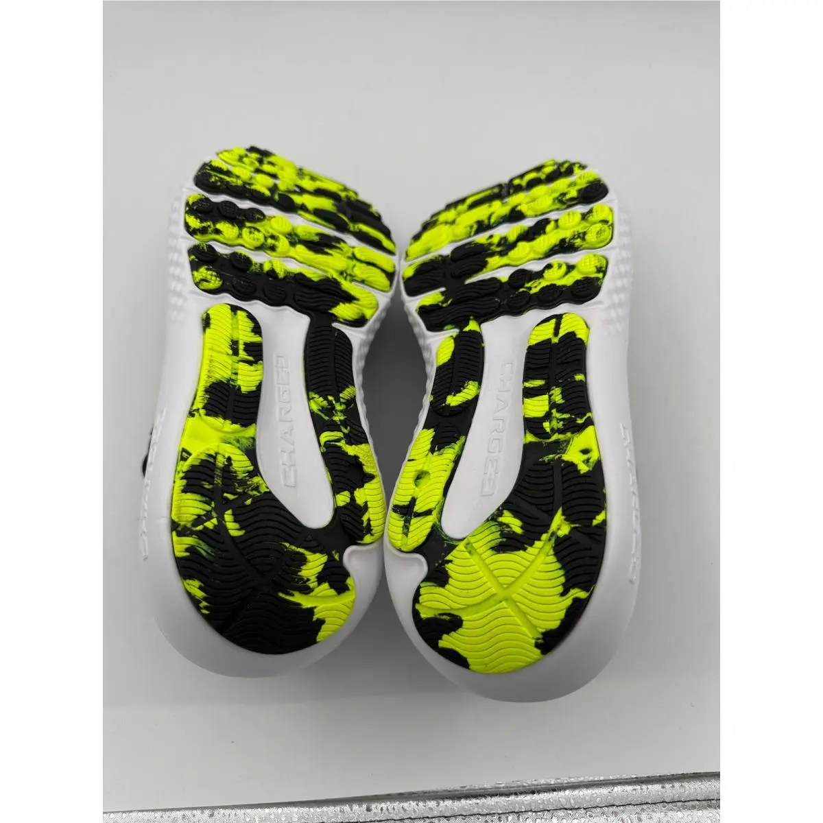 Under Armour shoes - Under Armour Charged Surge 4 - Blue 5