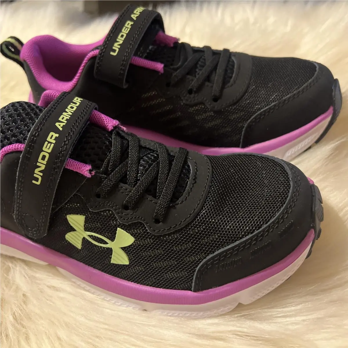 Under Armour shoes - Under Armour Charged 24/7 - Charged - Multicolor 0