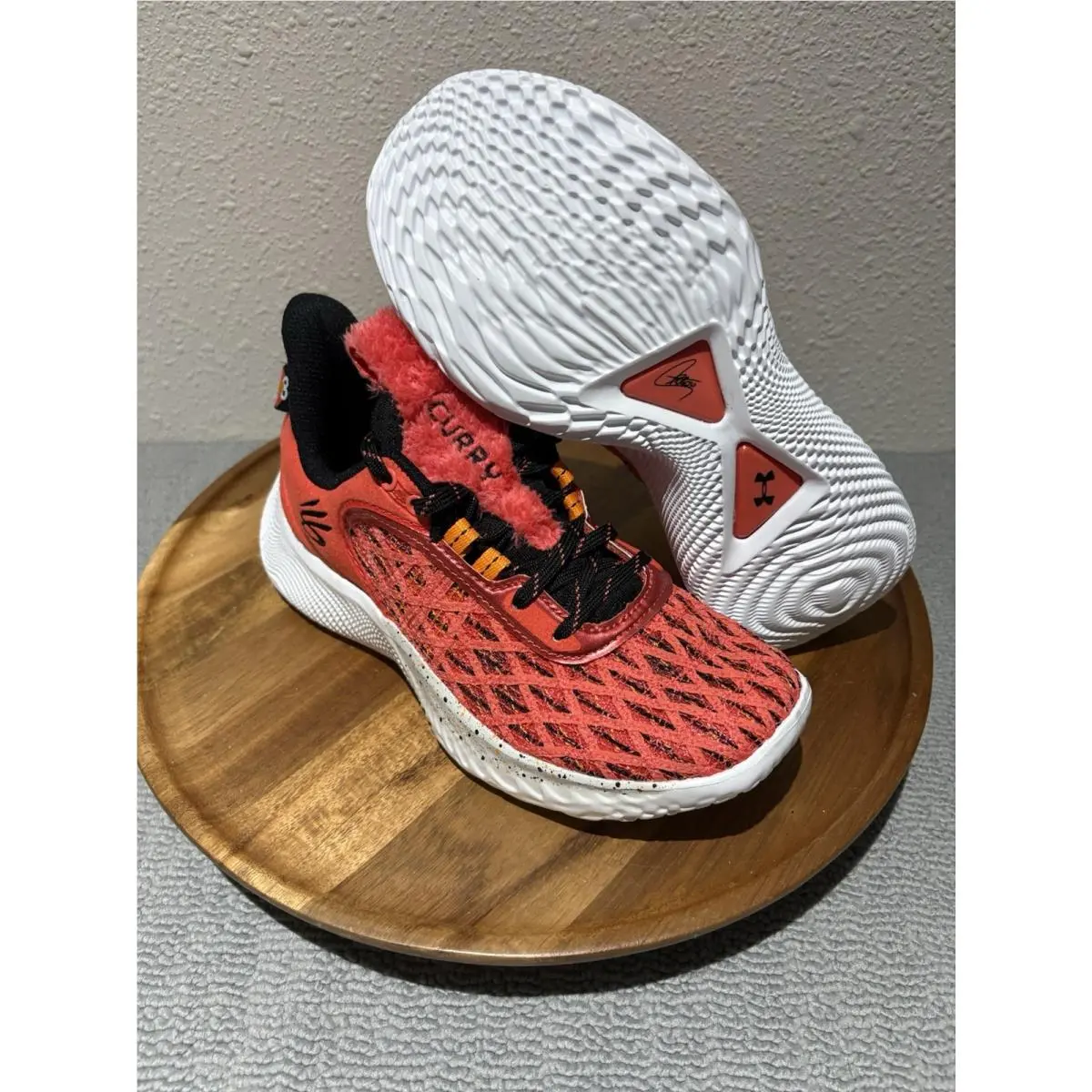 Size 4.5 GS - Under Armour Curry Flow 9 x Sesame Street Street Pack Elmo 2022