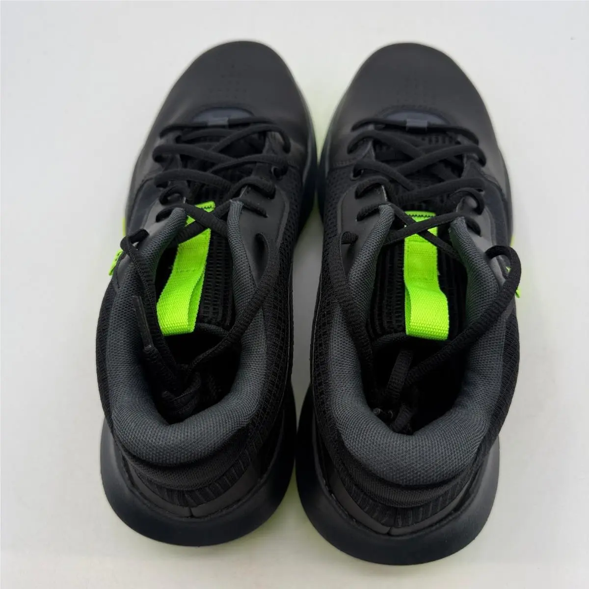 Under Armour shoes - UA Lockdown 7 - Lockdown - Black 2
