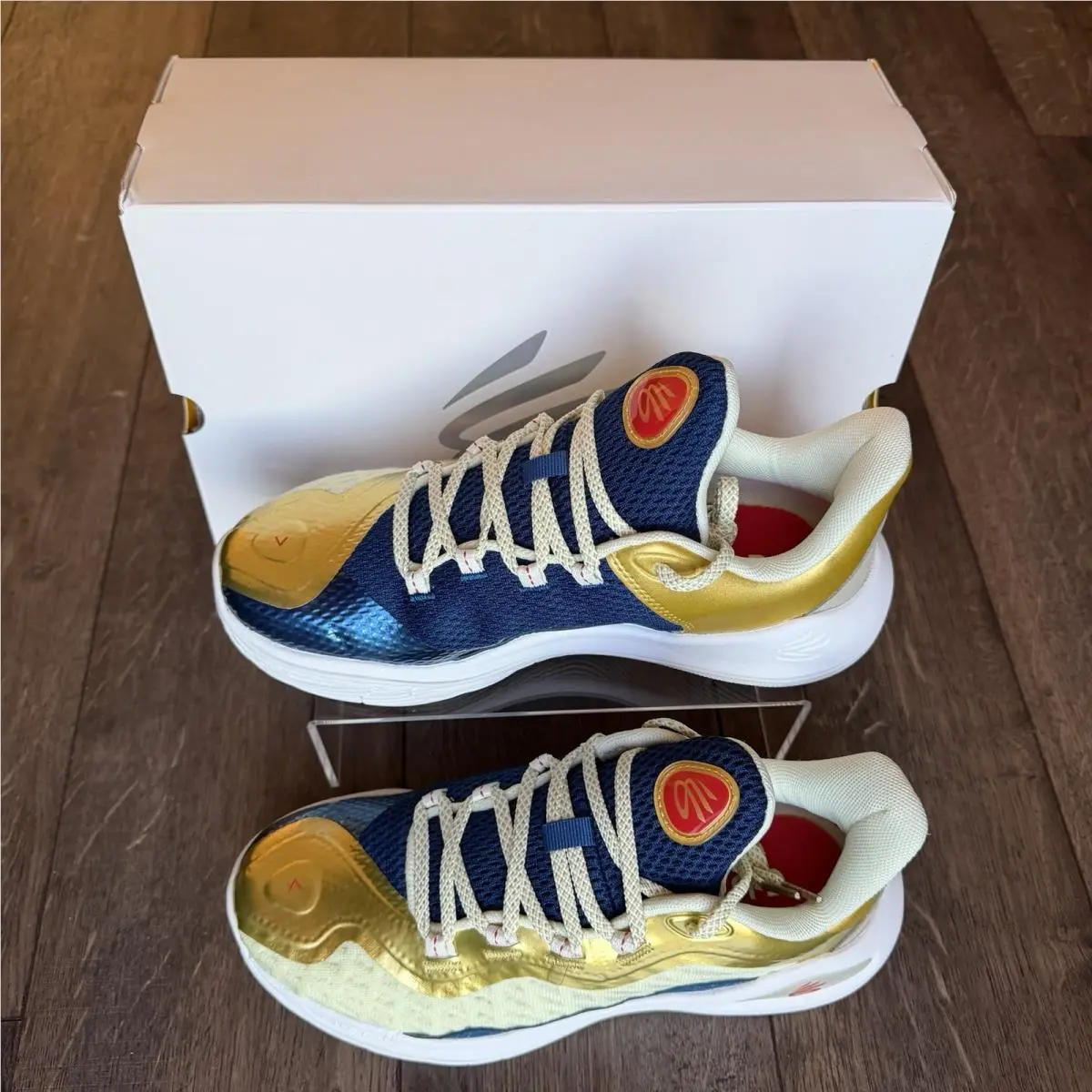 Under Armour shoes - Curry 11 - Curry - Gold (UPC: 0196885839689) 1