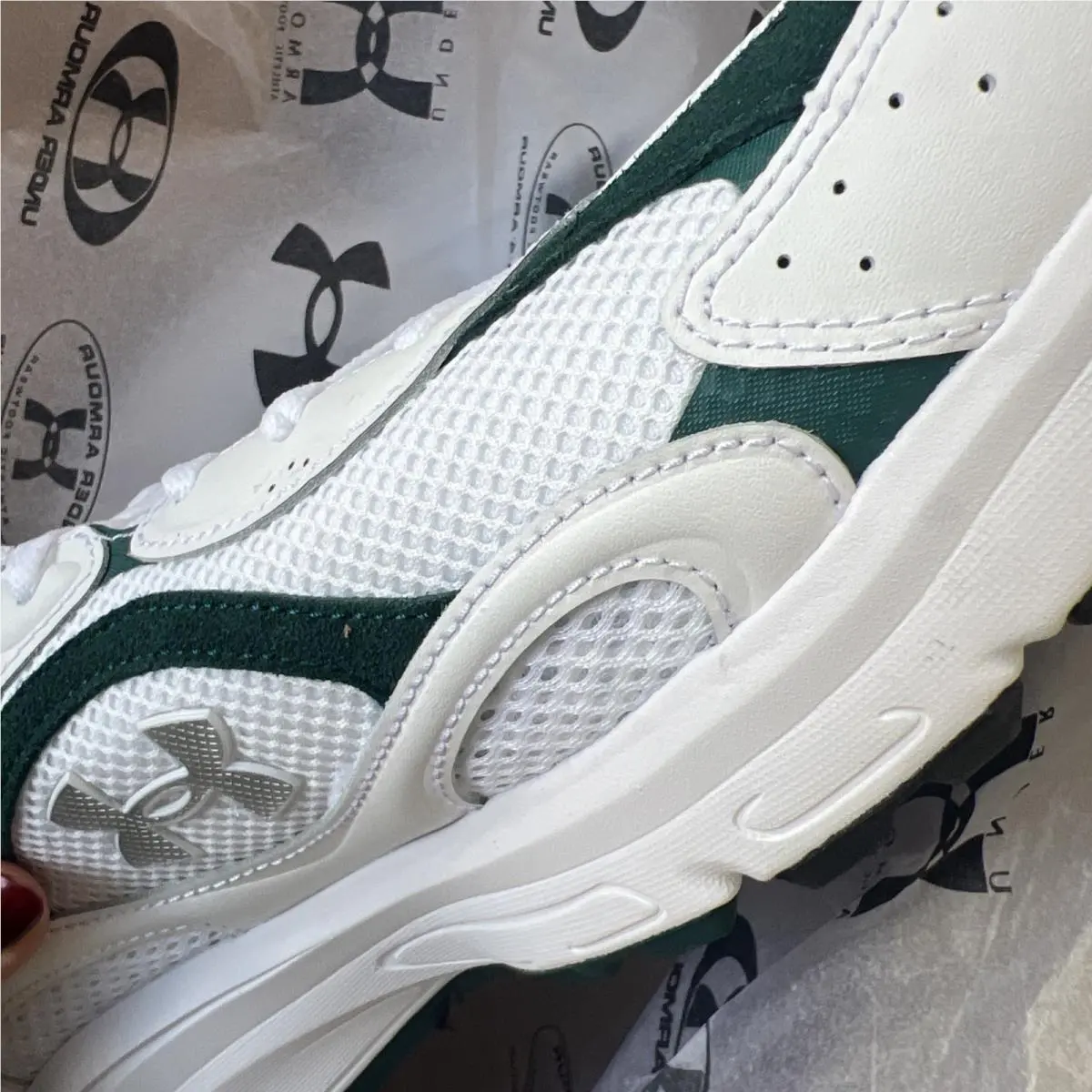 Under Armour shoes - Under Armour Tech Runner - Tech Runner - White / Arden Green / Metallic Silver 15