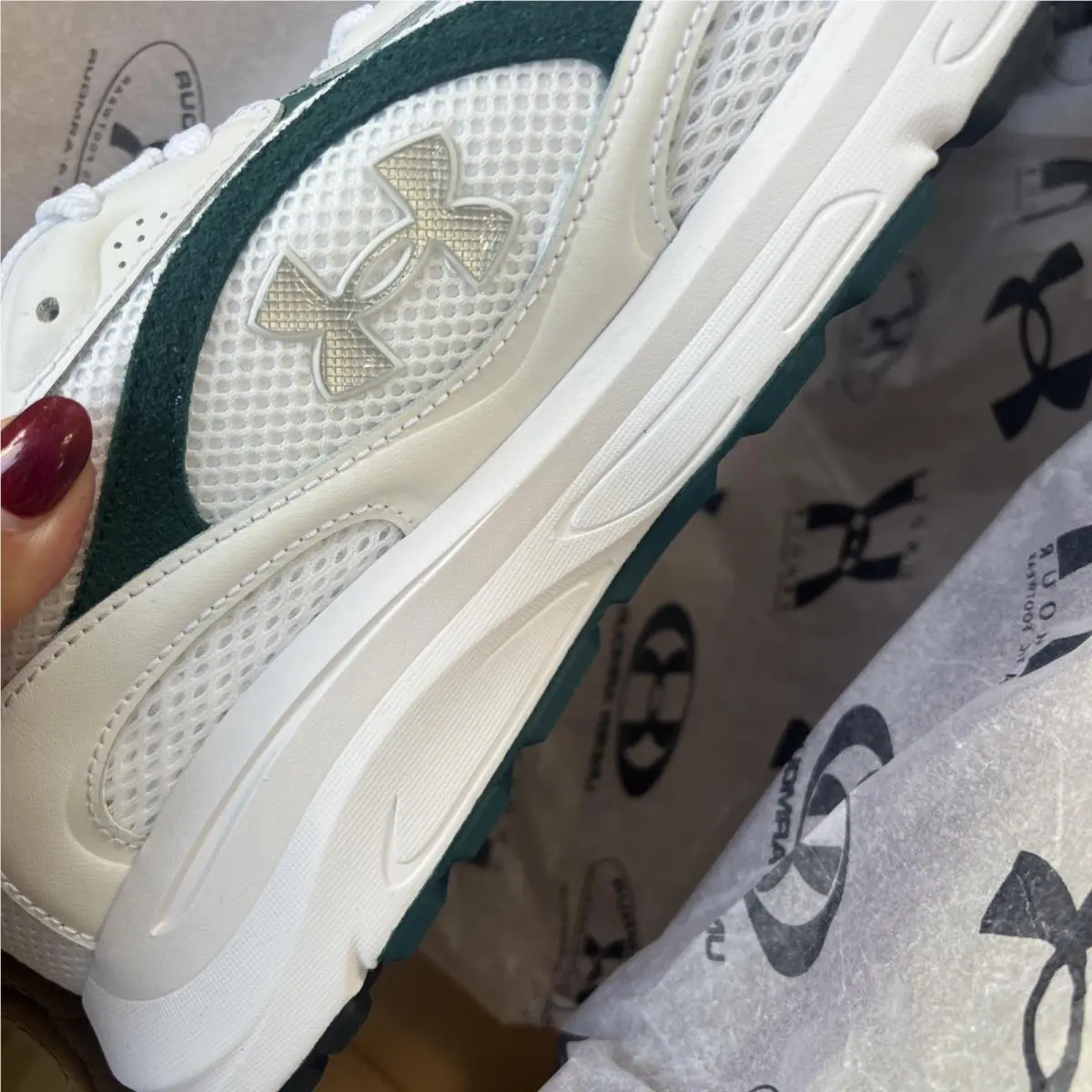 Under Armour shoes - Under Armour Tech Runner - Tech Runner - White / Arden Green / Metallic Silver 16
