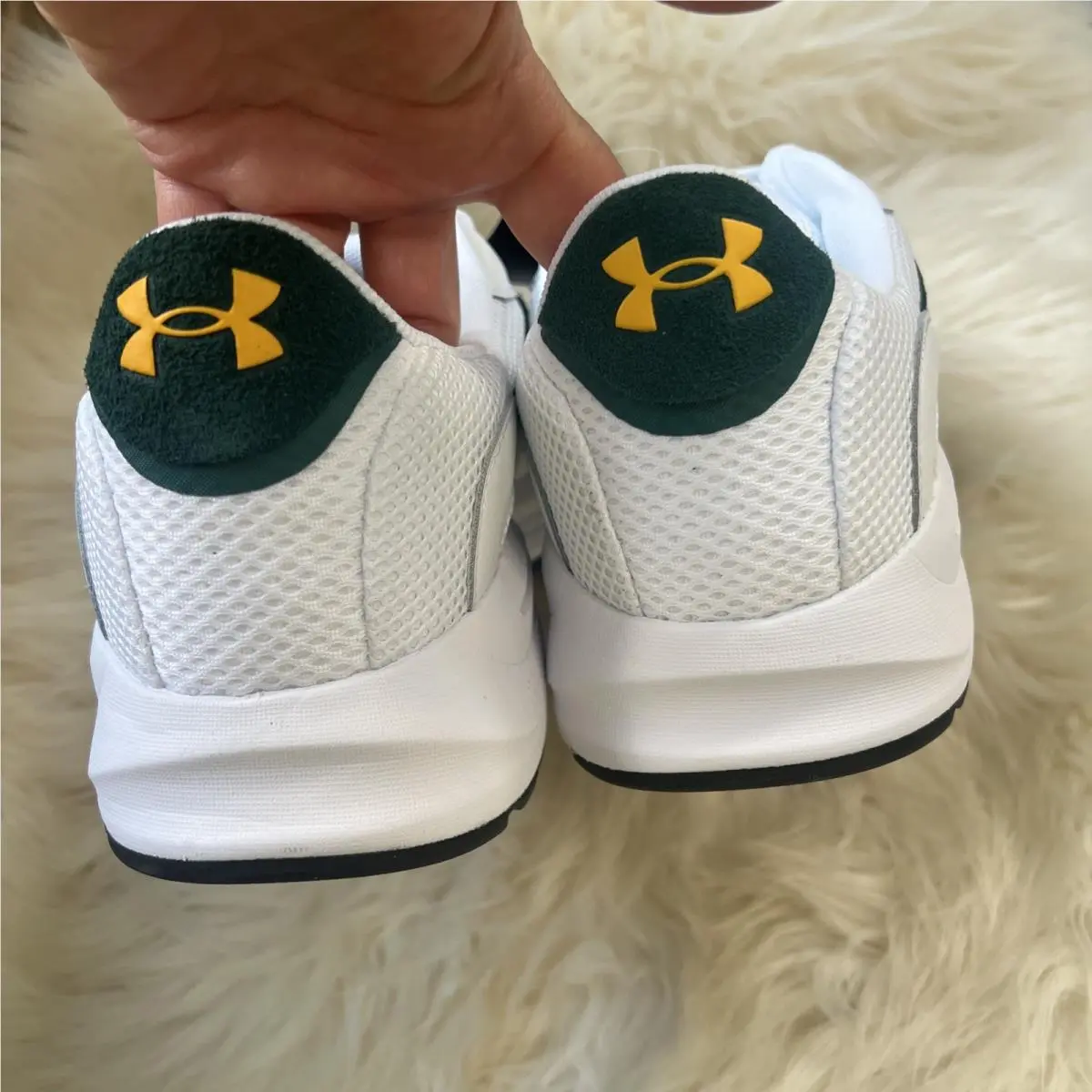 Under Armour shoes - Under Armour Tech Runner - Tech Runner - White / Arden Green / Metallic Silver 3