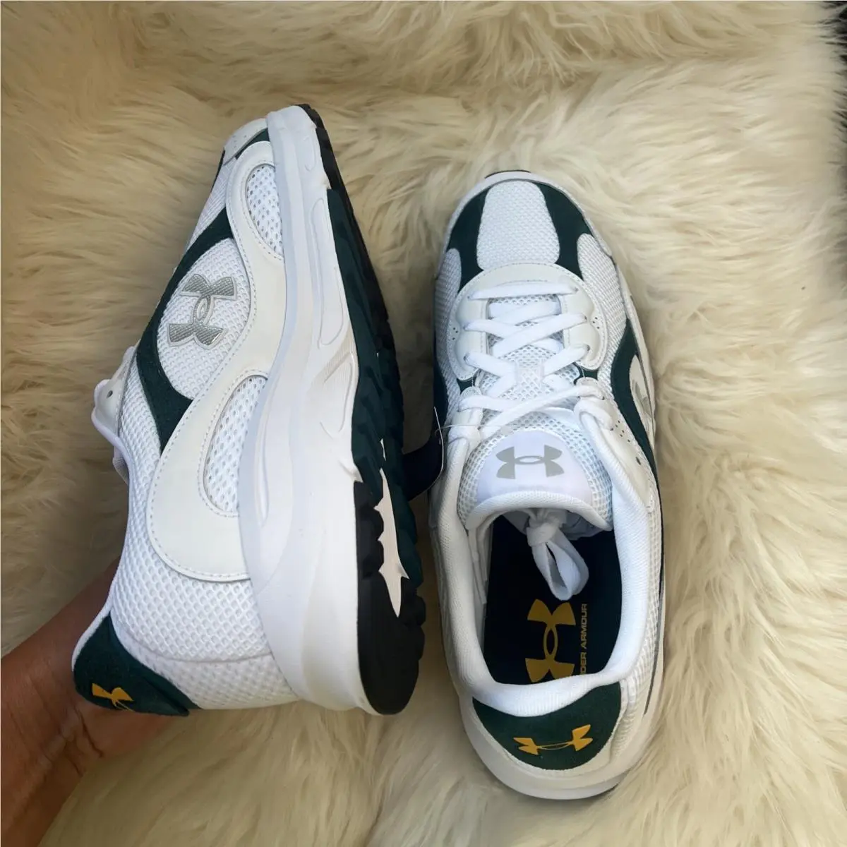 Under Armour shoes - Under Armour Tech Runner - Tech Runner - White / Arden Green / Metallic Silver 7
