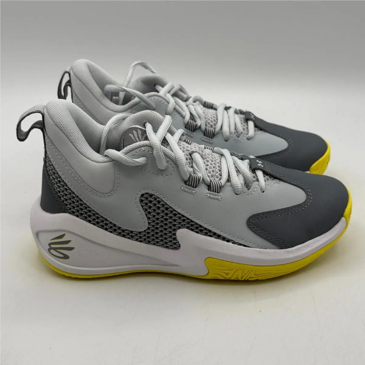 Under Armour Curry 3Z5 Shoes Unisex Size 3Y Grey Yellow Basketball 6006544-015