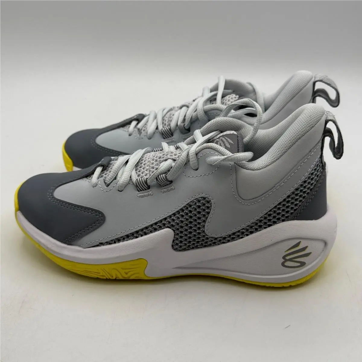 Under Armour shoes - Curry 3Z5 - Curry - Gray 2