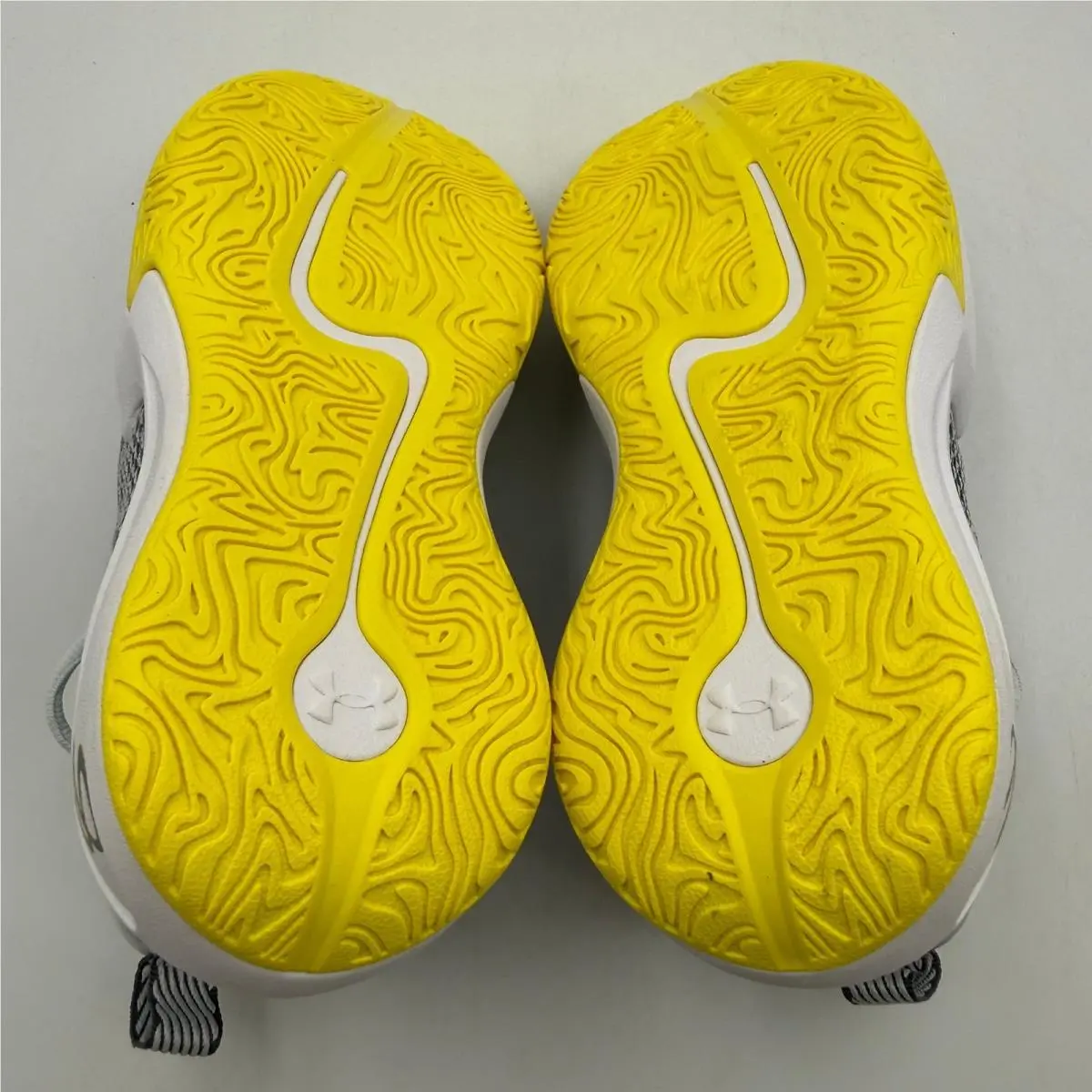 Under Armour shoes - Curry 3Z5 - Curry - Gray 4