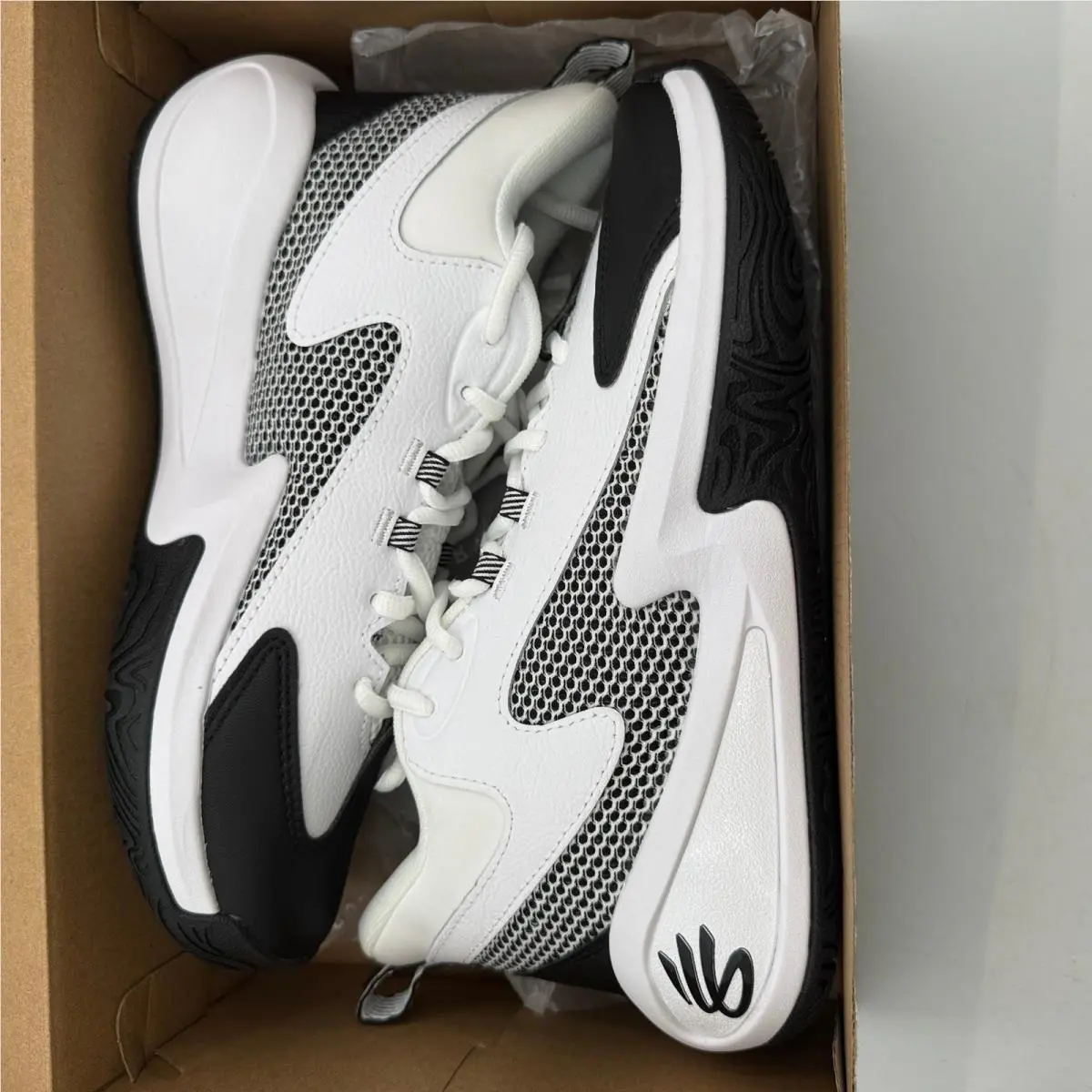 Under Armour shoes - Curry 3Z25 - Curry - White 5
