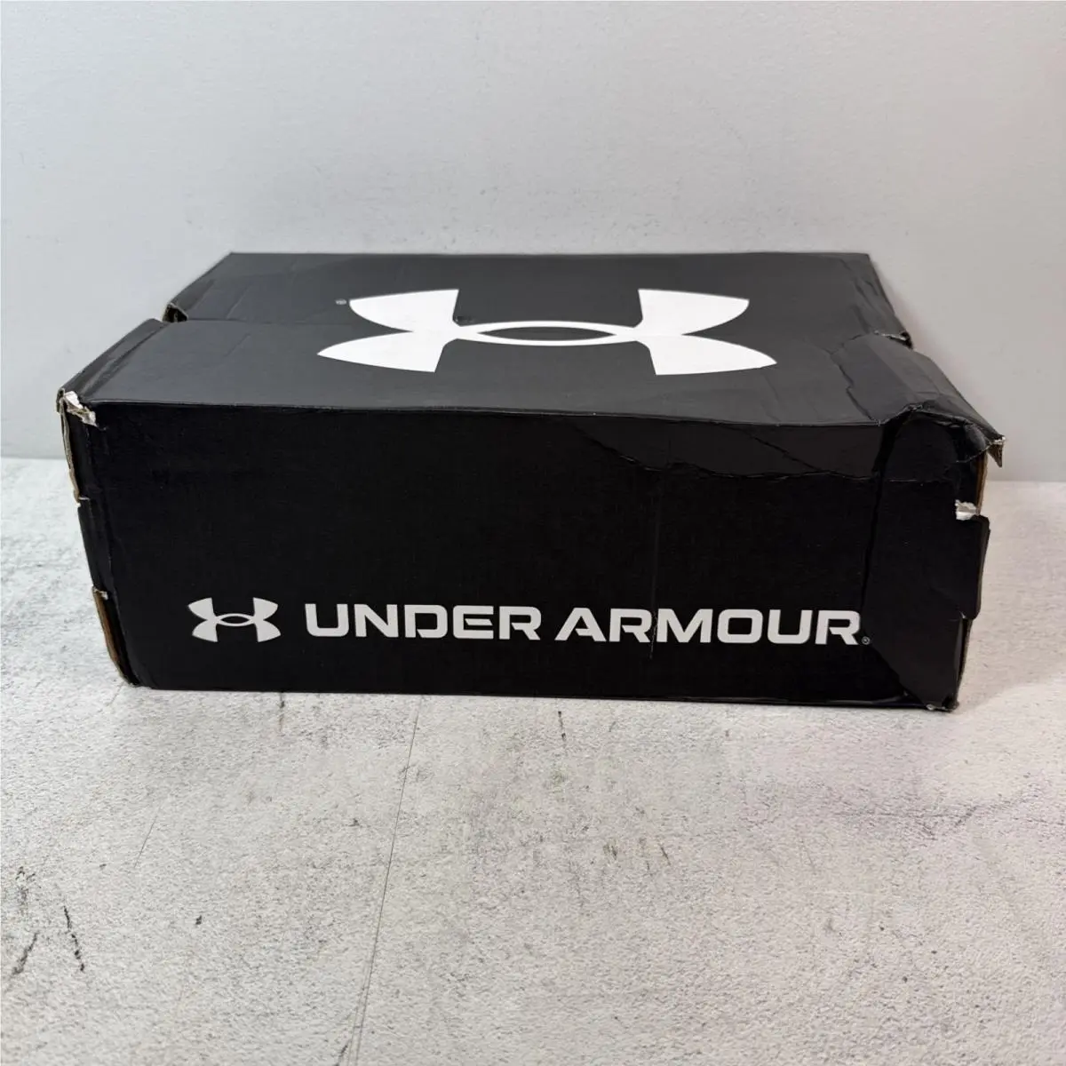 Under Armour shoes - Under Armour Charged Commit 4 - 3026017-349 - Silica Green/Metallic Silver 16