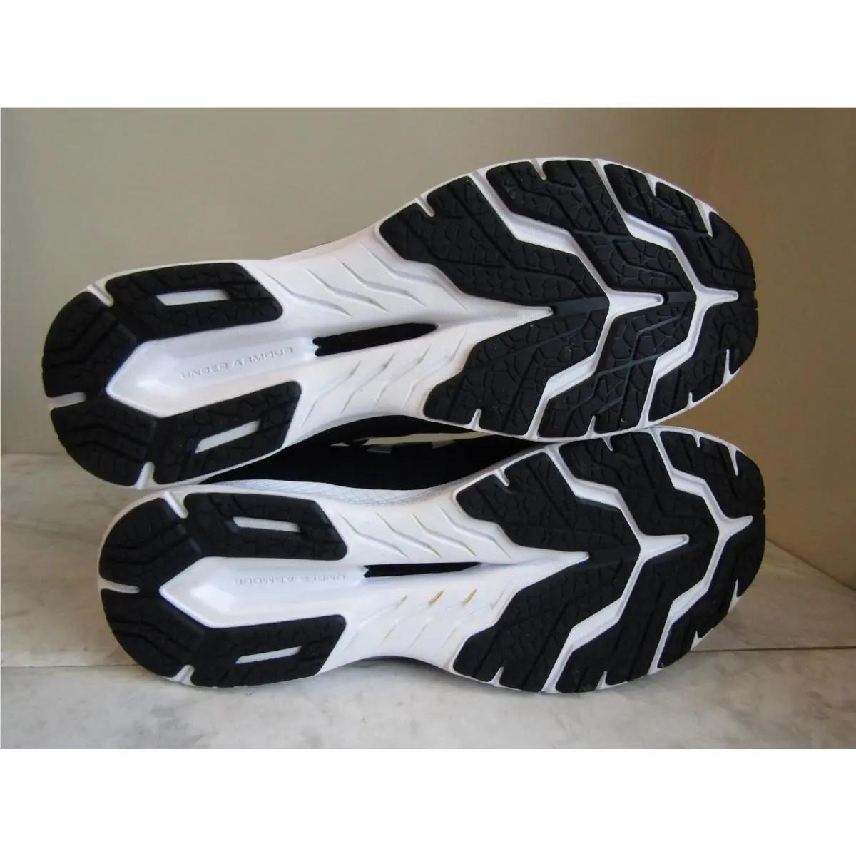 Under Armour shoes - Bandit - Bandit - Black 3