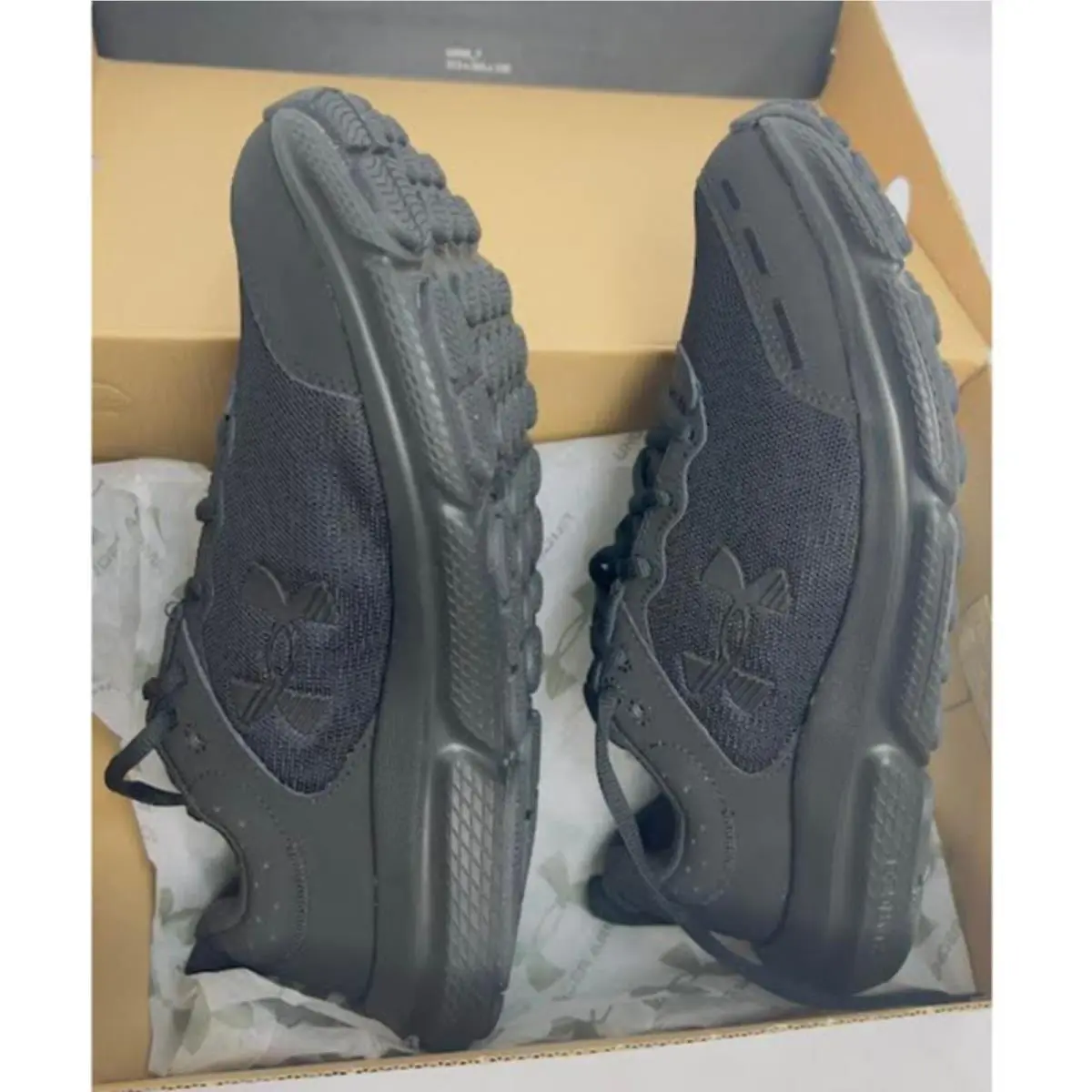 Under Armour shoes - Black 11