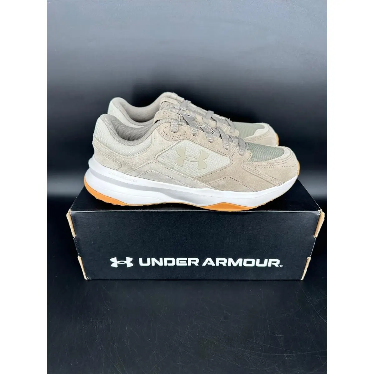 Under Armour shoes - UA Edge Suede - Edge Suede - 3027731 201 - Brown 0