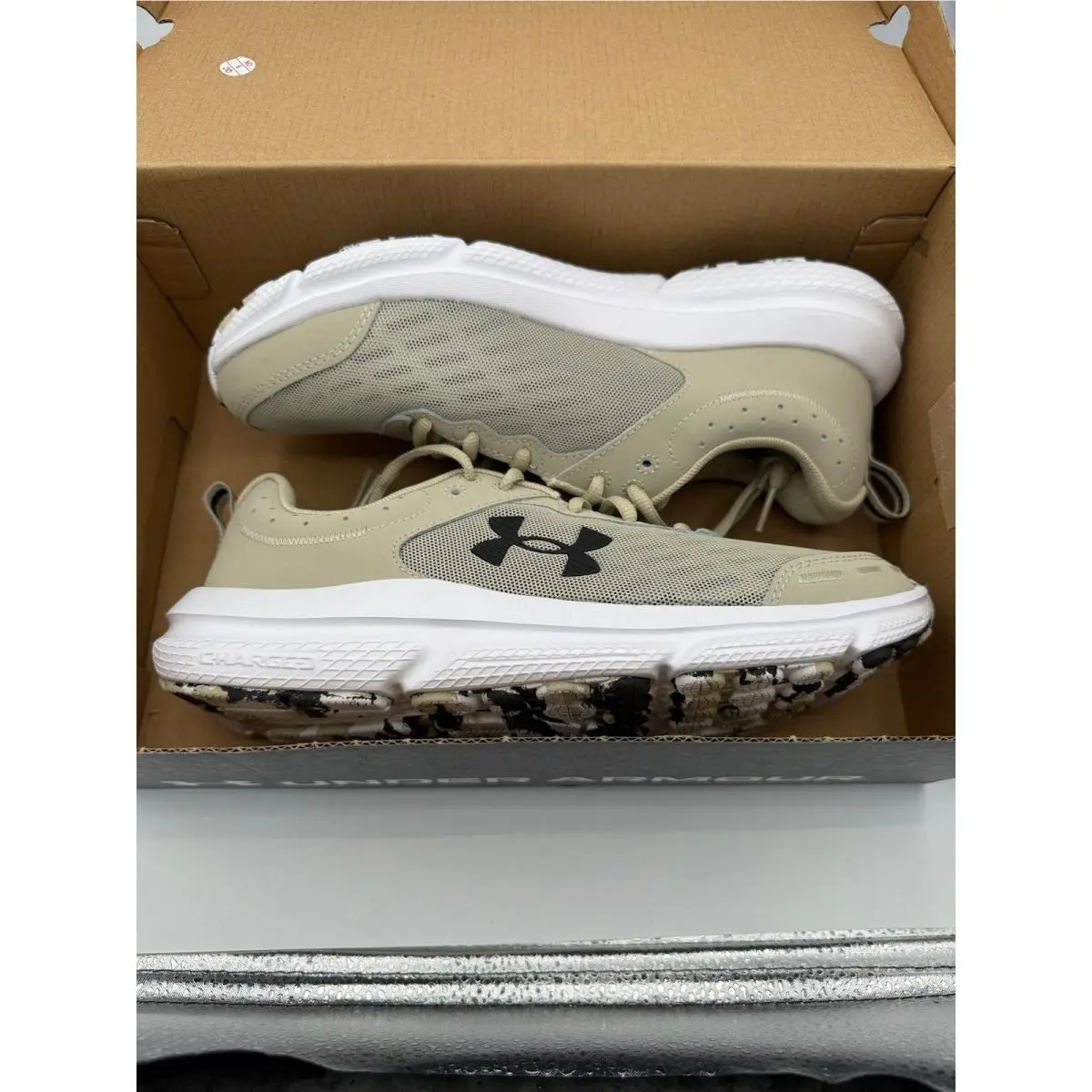 Under Armour shoes - UA Charged Assert 10 - Charged Assert - Beige 5