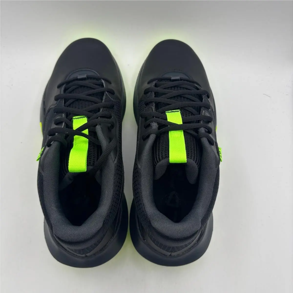 Under Armour shoes - UA Lockdown 7 - Lockdown - Black 3