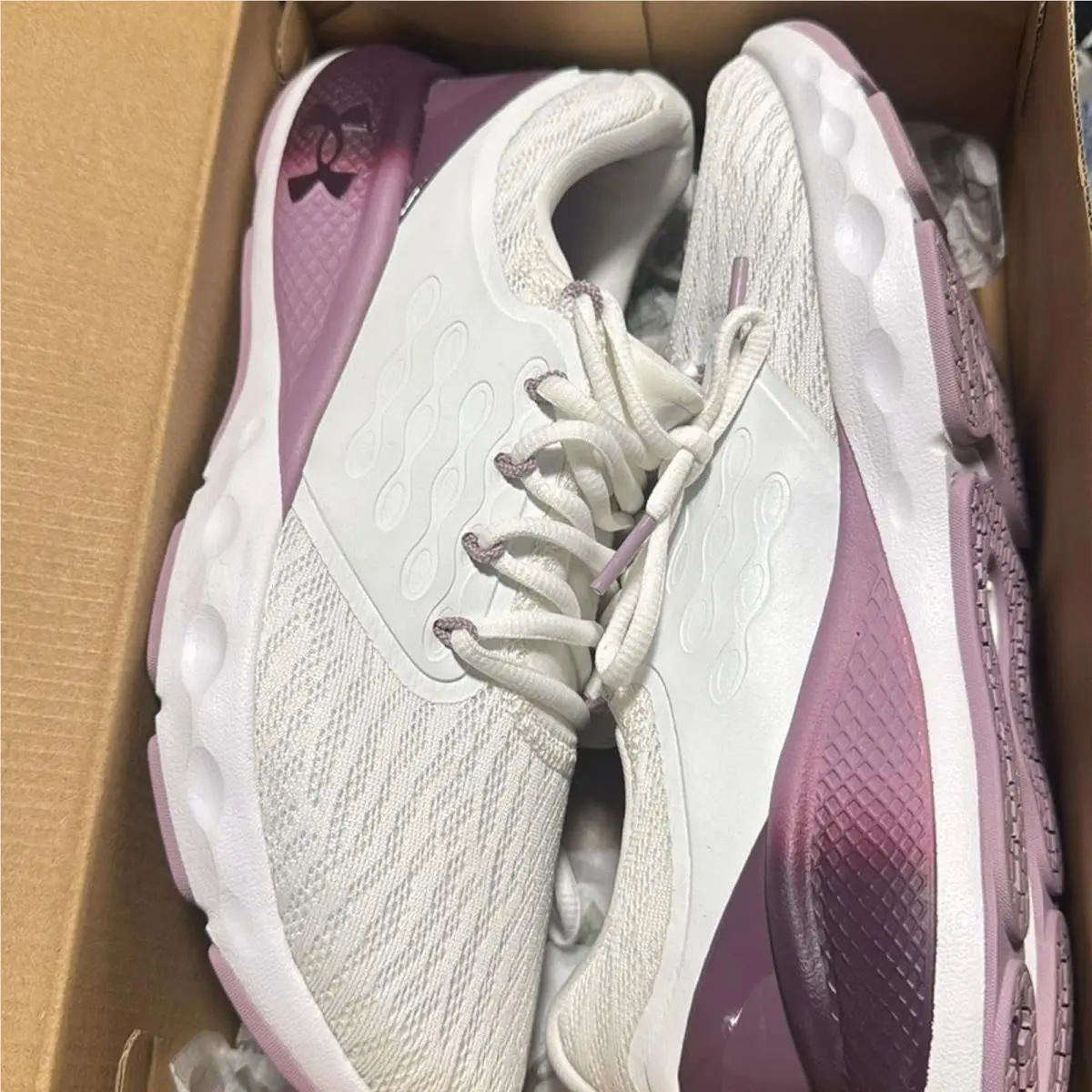 Under Armour shoes - Deluxe Foam - Deluxe Foam - White 2