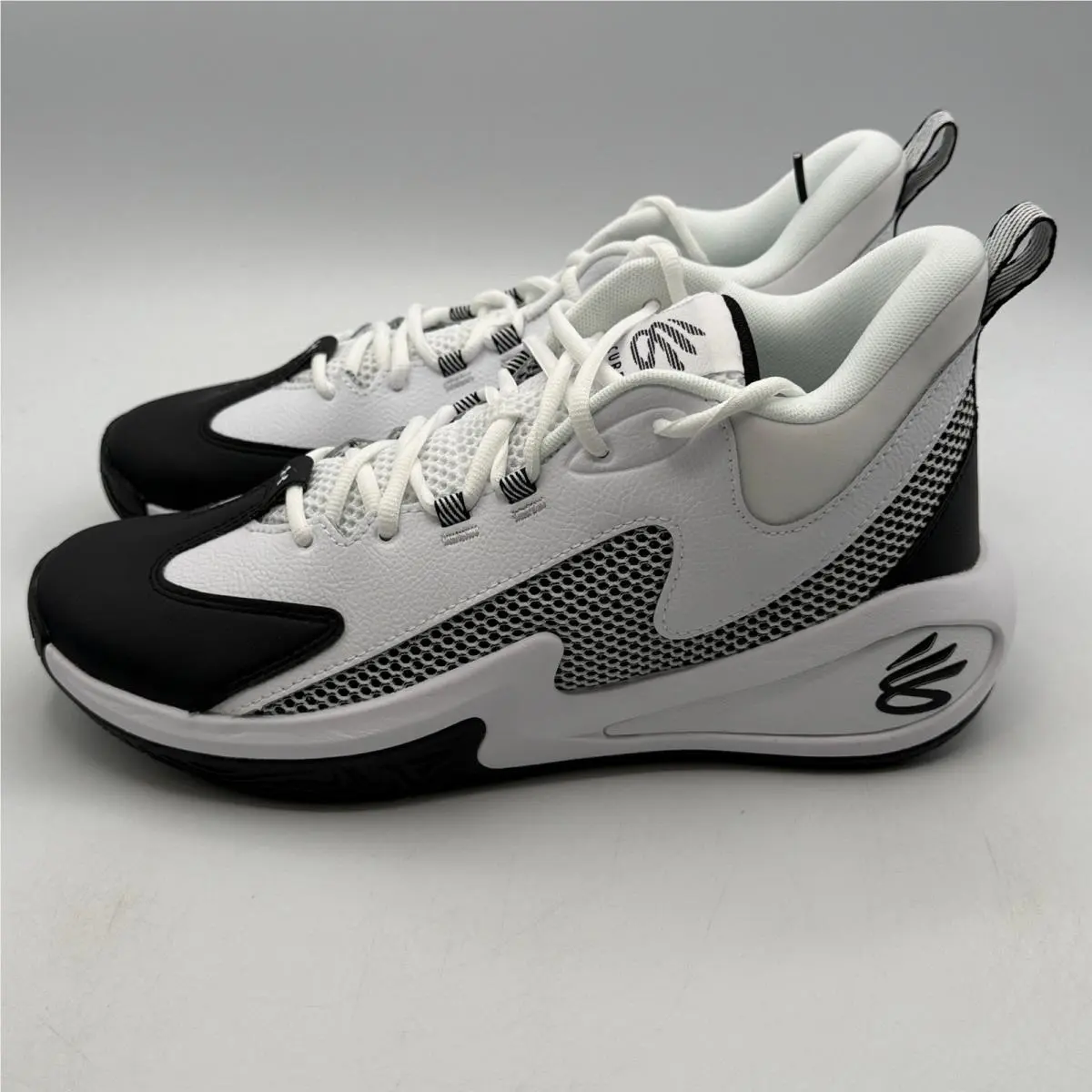 Under Armour shoes - Curry 3Z 25 - Curry - White 2