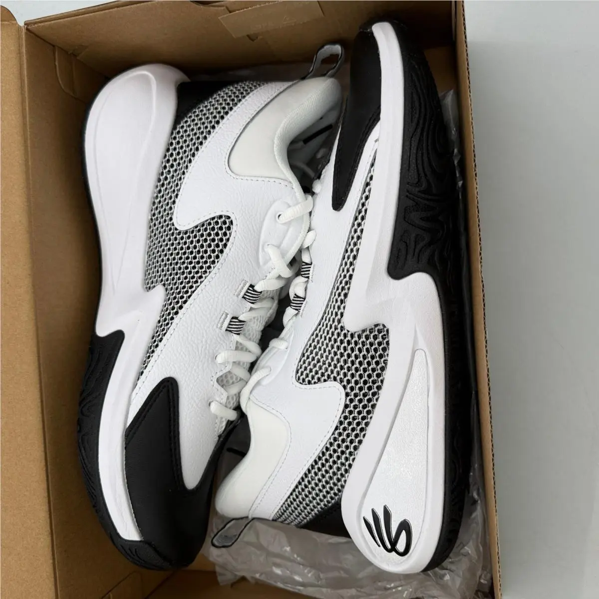 Under Armour shoes - Curry 3Z 25 - Curry - White 5
