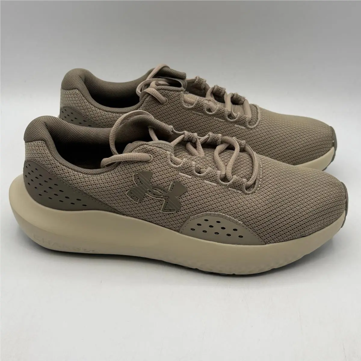 Under Armour UA Charged Surge 4 Shoes Mens Size 8.5 Brown Tan 3027000-203