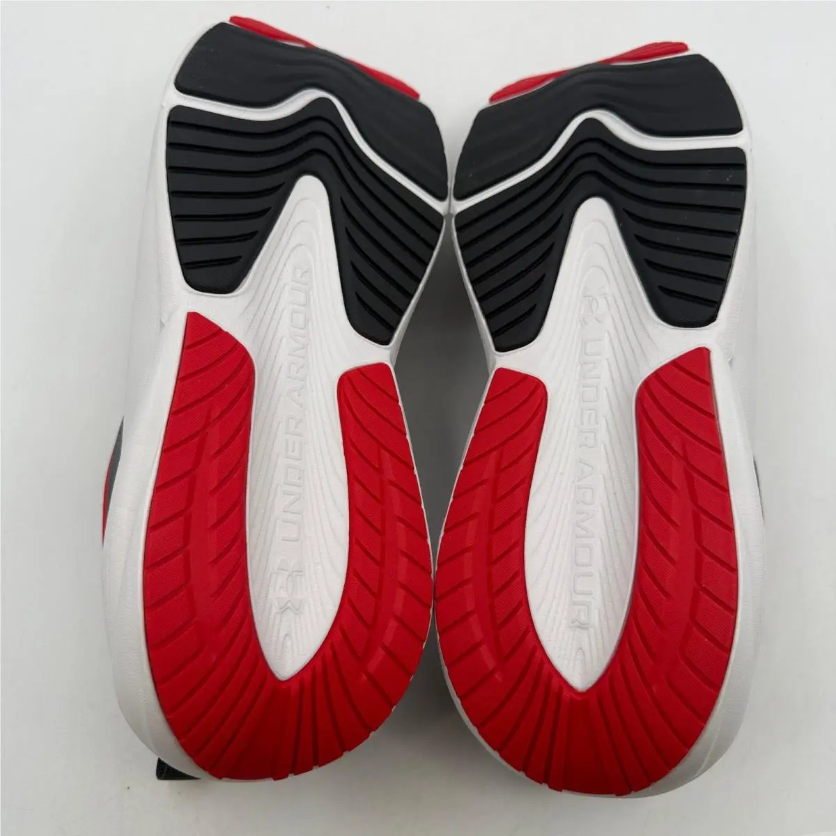 Under Armour shoes - Surge 4 - Surge - Gray 5