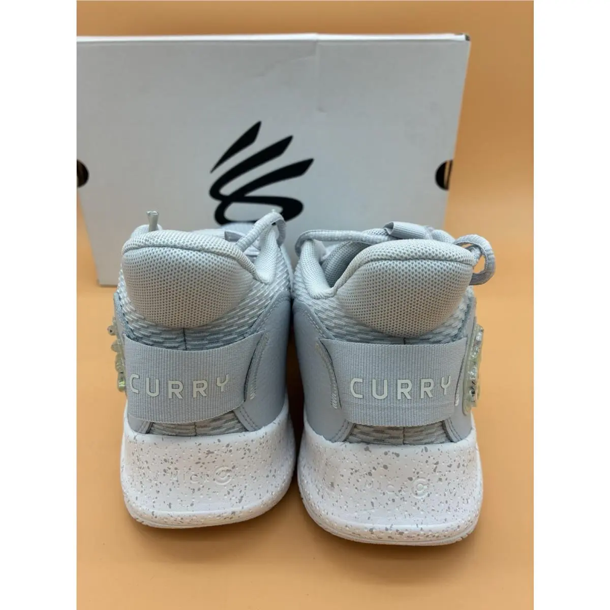 Under Armour shoes - Under Armour Curry 3Z7 - Curry - 3026622-102 - Gray 4