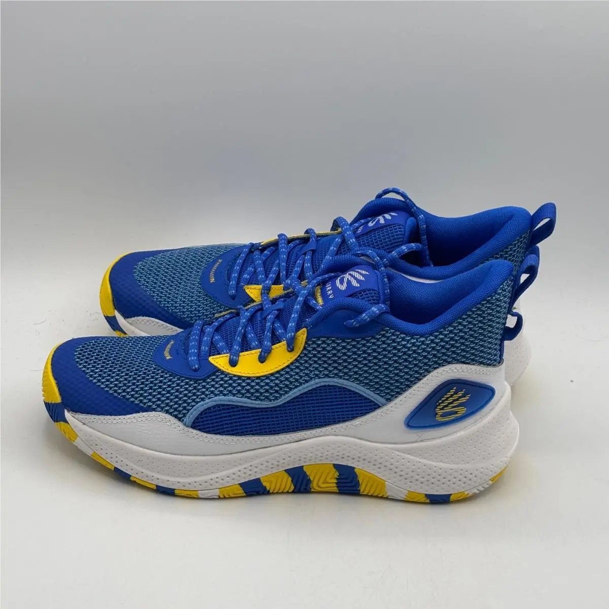 Under Armour shoes - Curry 3Z 24 - Curry - Blue 2